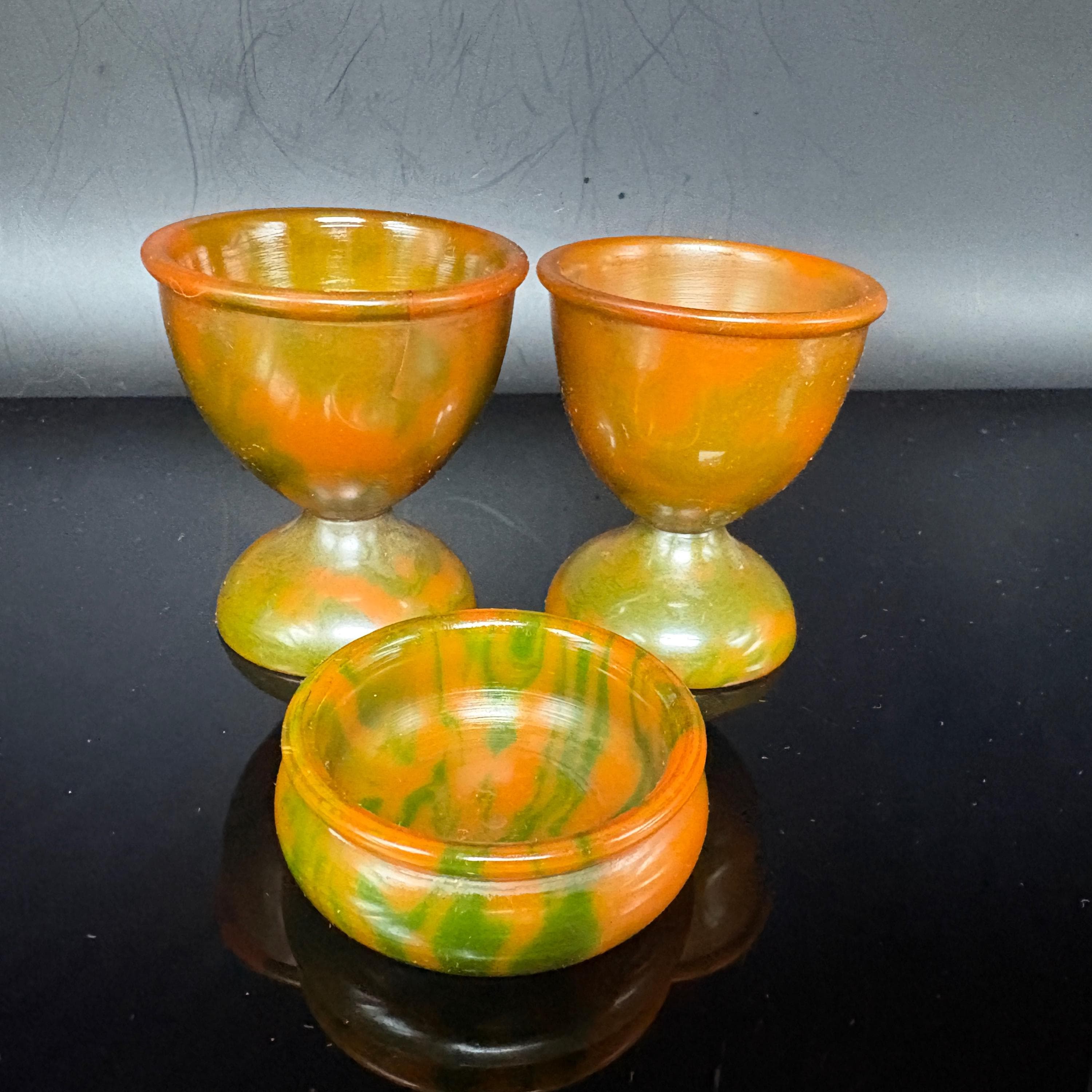 Multicolor Antique Catalin Art Deco Collector Set, Marbled Bakelite Mini Display Bowls 3pcs - image 3