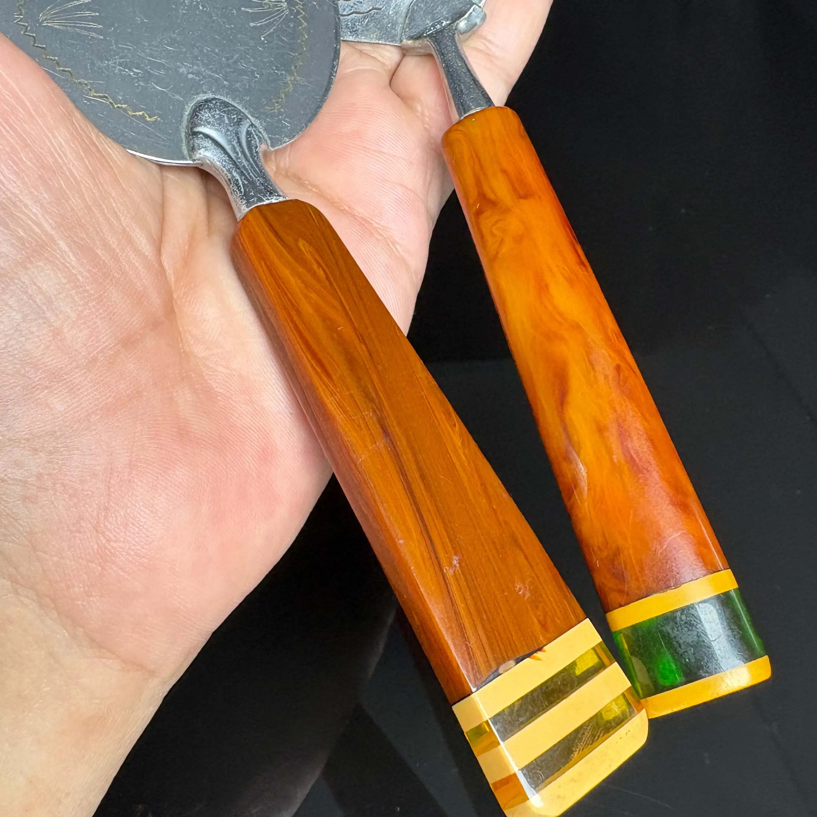 Vintage Marbled Catalin Bakelite Spatulas – 2 Piece Kitchen Utensil Set - image 4