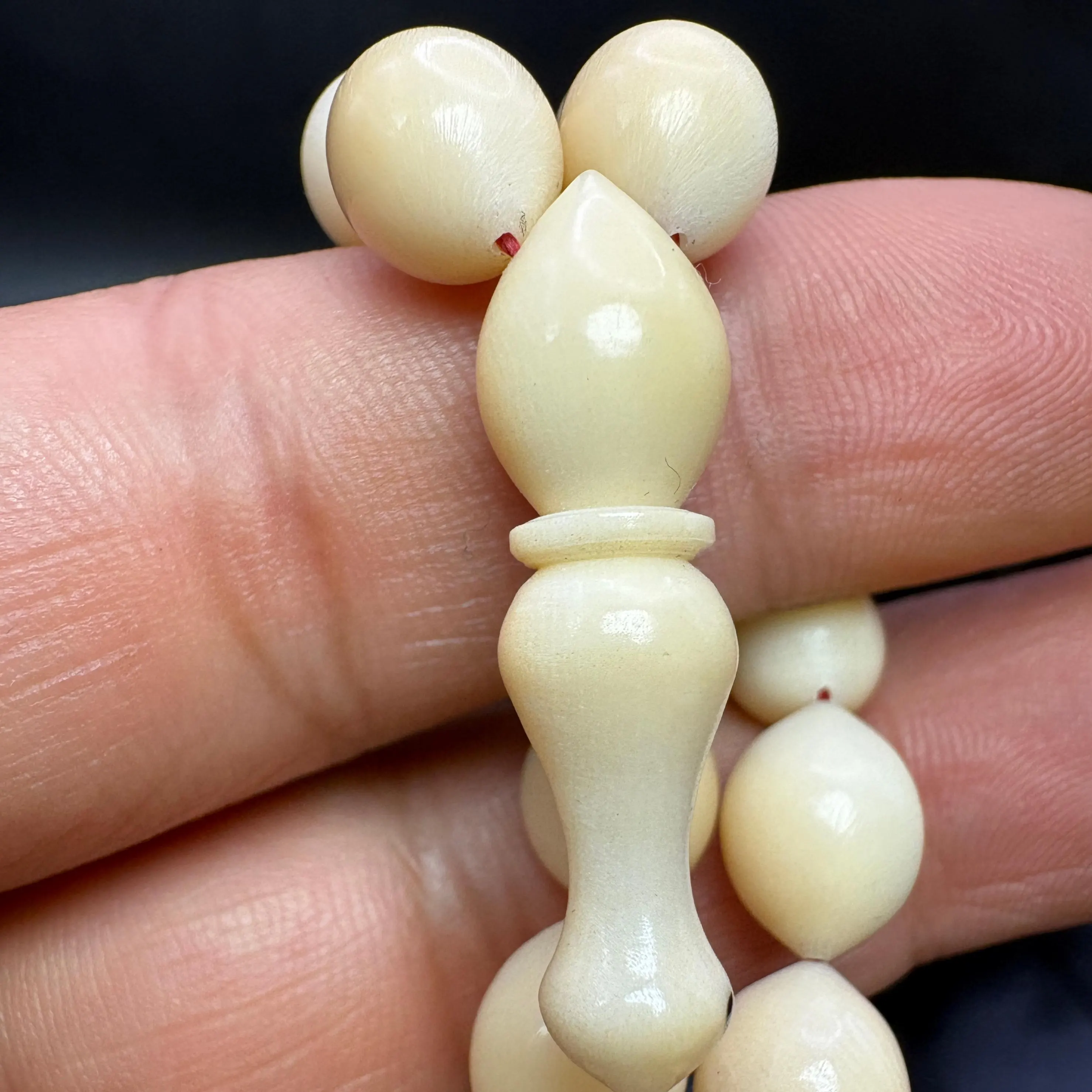 Master Crafted Tagua Nut Narçıl Tesbih – Natural Prayer Beads – Milk Coffee Aging Tone - image 5