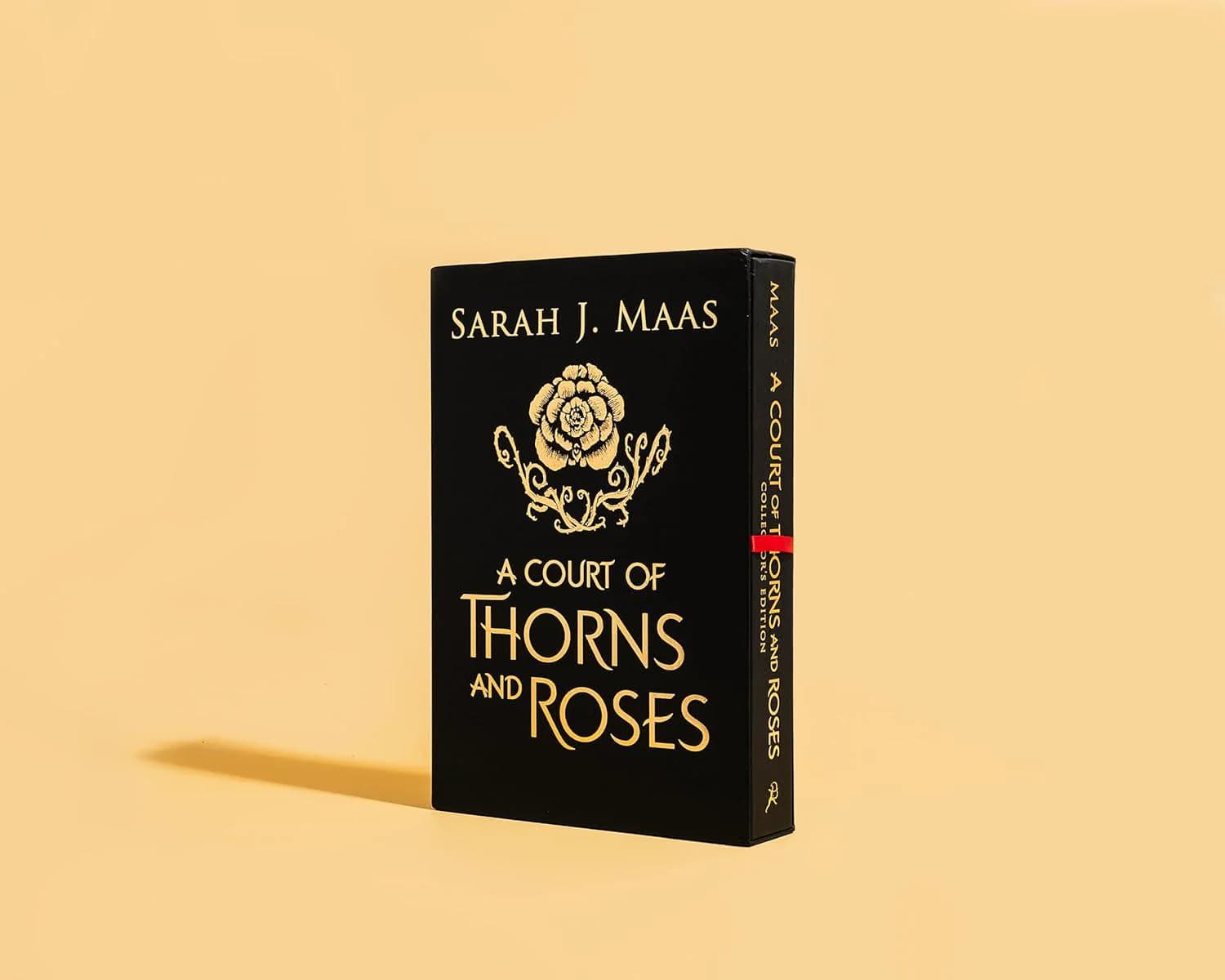 Sarah J. Maas A Court of Thorns Roses Collector's Edition (Hardcover)