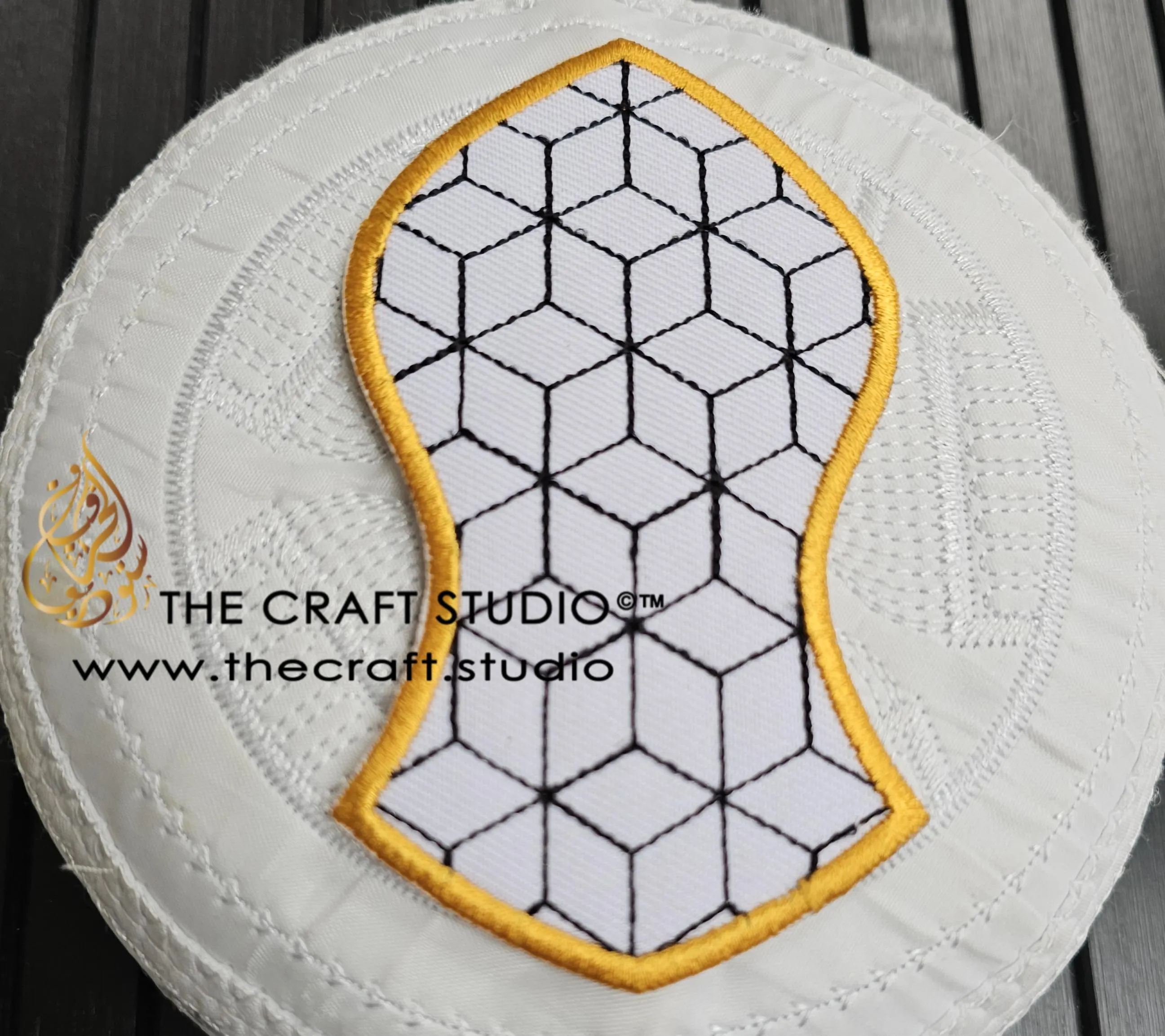 Nalayn Mubarak Embroidered Patch: Islamic Geometric Design, Iron-On/Sew-On - image 3
