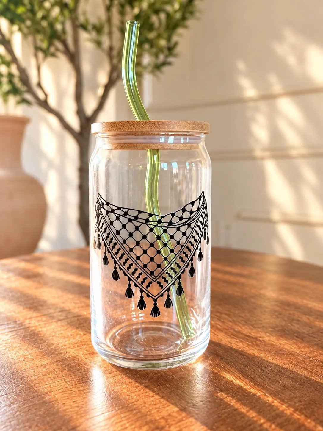 Keffiyeh Glass Coffee Cup | Palestinian Gift | Kufiya | Free Palestine | Arab Middle Eastern | Glass Tumbler | 16oz