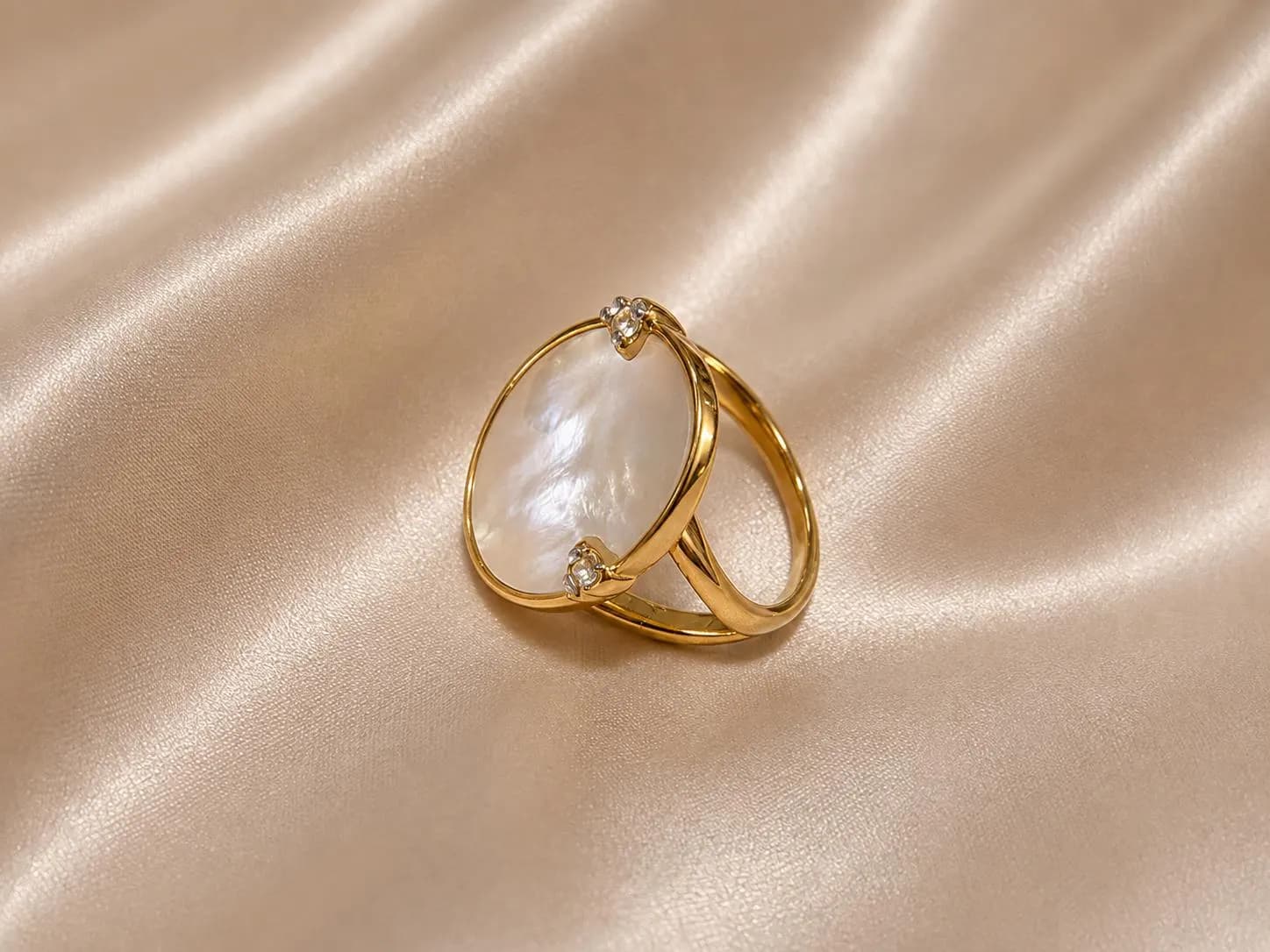 White Shell Oval Statement Ring Waterproof Stainless Steel Mother of Pearl Gold Jewelry