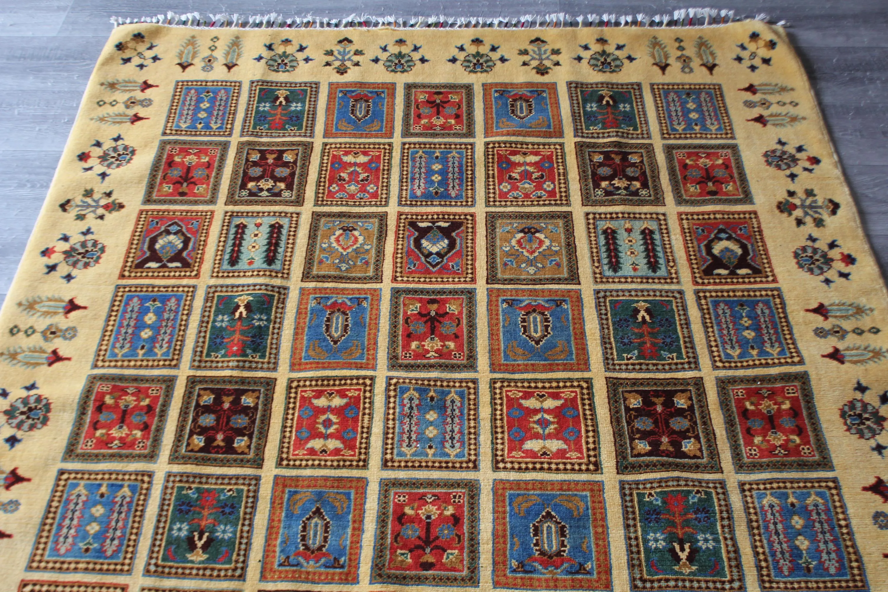 Handmade Afghan Wool Rug, Geometric Floral Panel, Vegetable Dyes (4.11 x 6.11 FT) - image 5