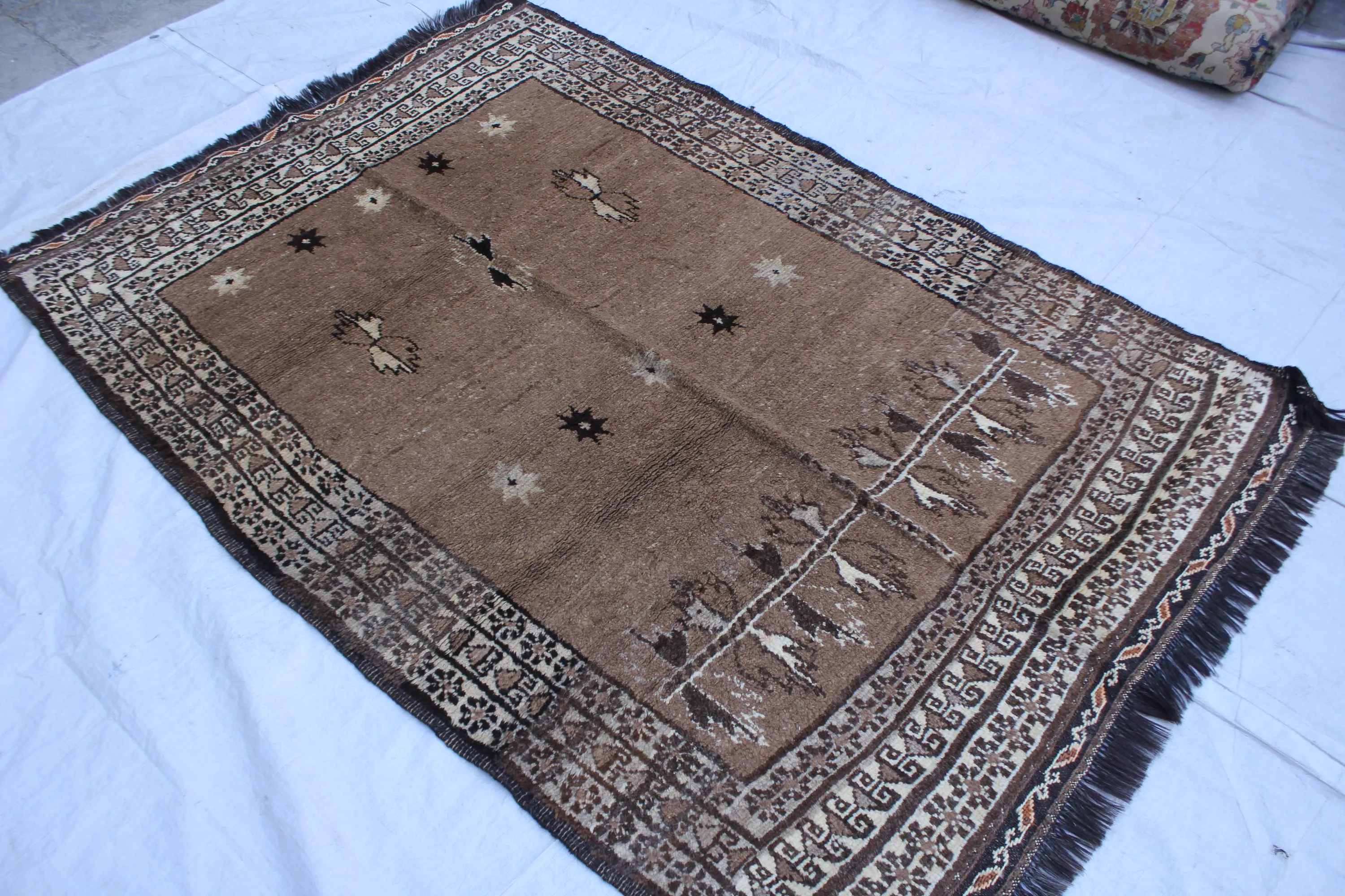 Handmade Afghan Wool Rug, Tribal Geometric Pattern, Neutral Boho Area Rug (4.5 x 6.2 ft) - image 5