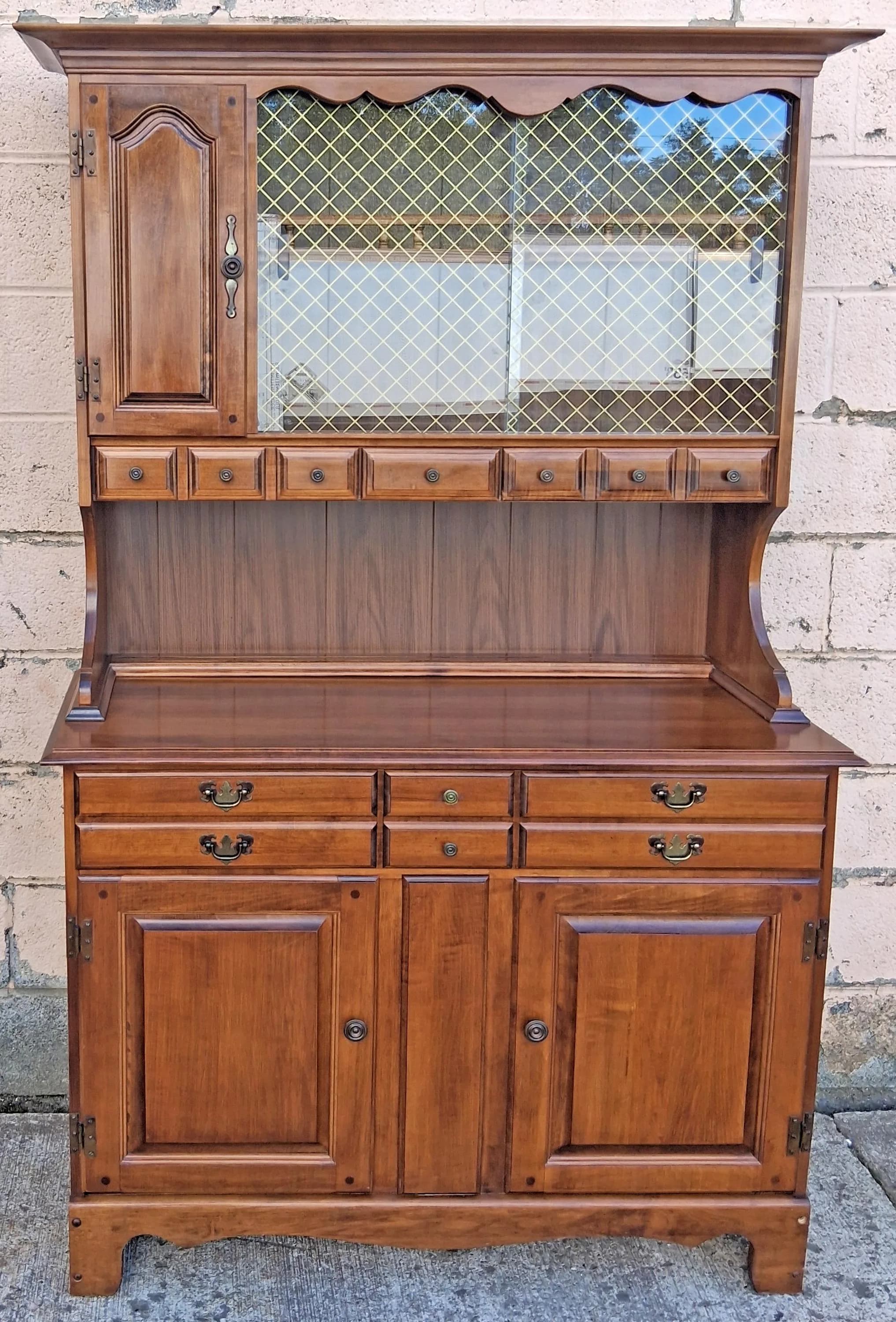 Vintage Antique Old Colonial Hale Company Solid Wood Scalloped Sliding Glass Door 2 Piece China Cabinet Hutch Buffet Server Dining Furniture - image 3