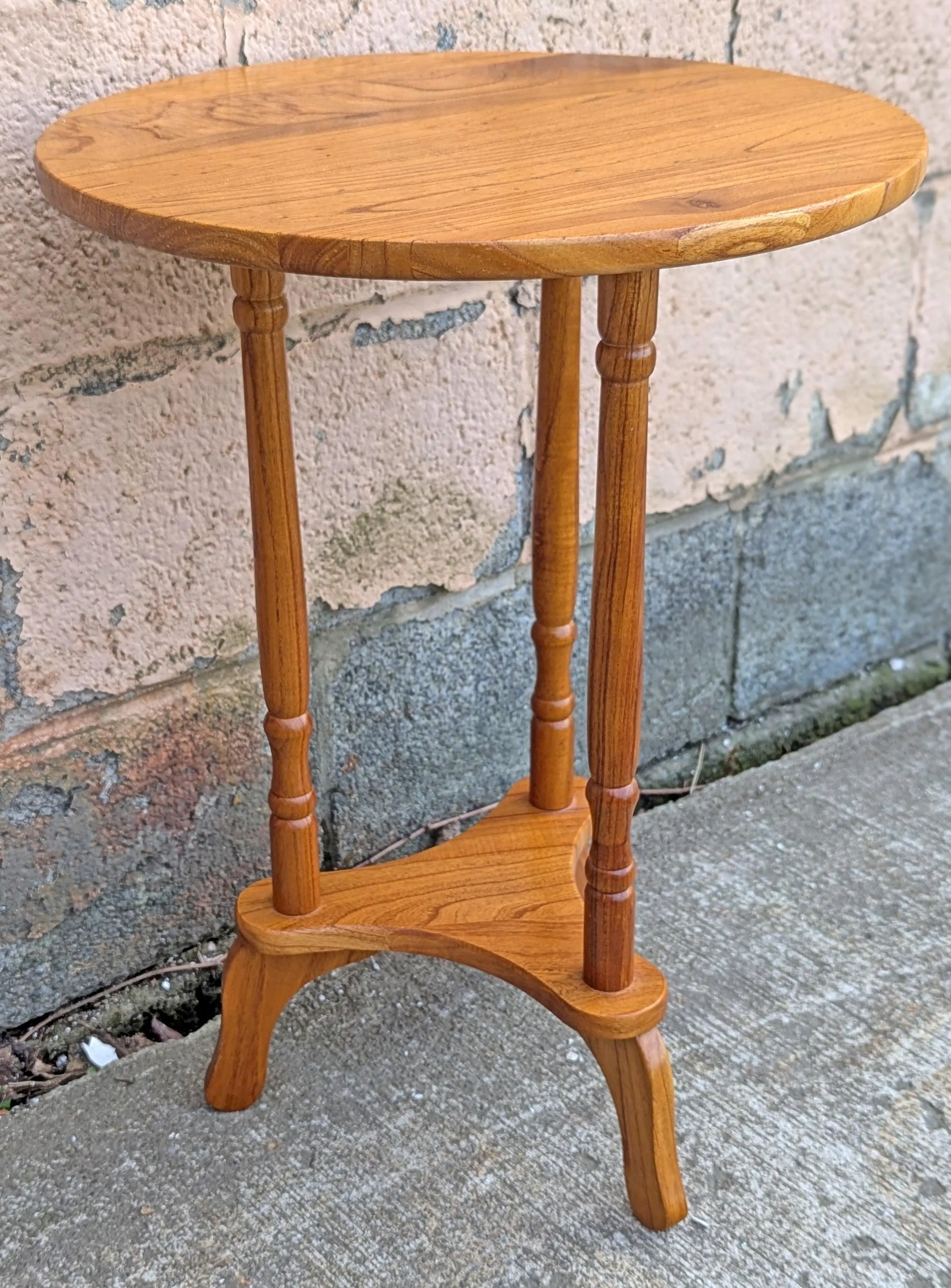 17" Round Vintage Antique Old SOLID Acacia Hardwood Wood Wooden Side End Accent Foyer Pedestal Table Lamp Plant Table Shelf Stand