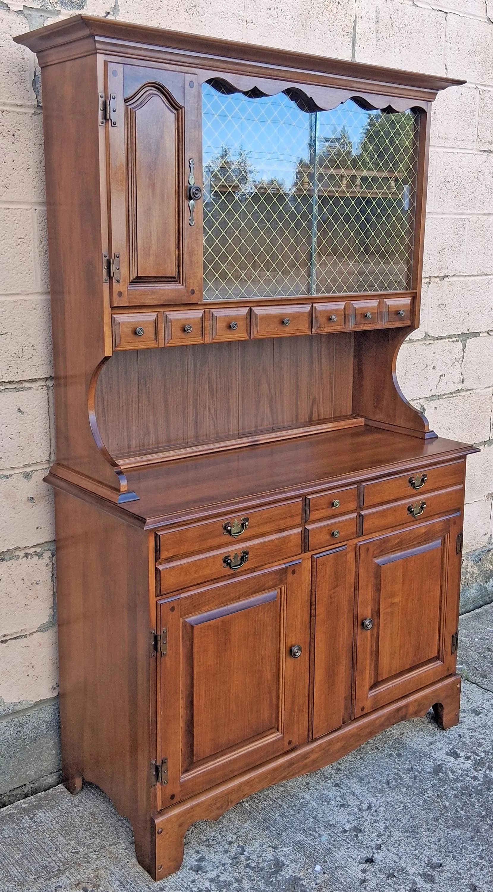 Vintage Antique Old Colonial Hale Company Solid Wood Scalloped Sliding Glass Door 2 Piece China Cabinet Hutch Buffet Server Dining Furniture