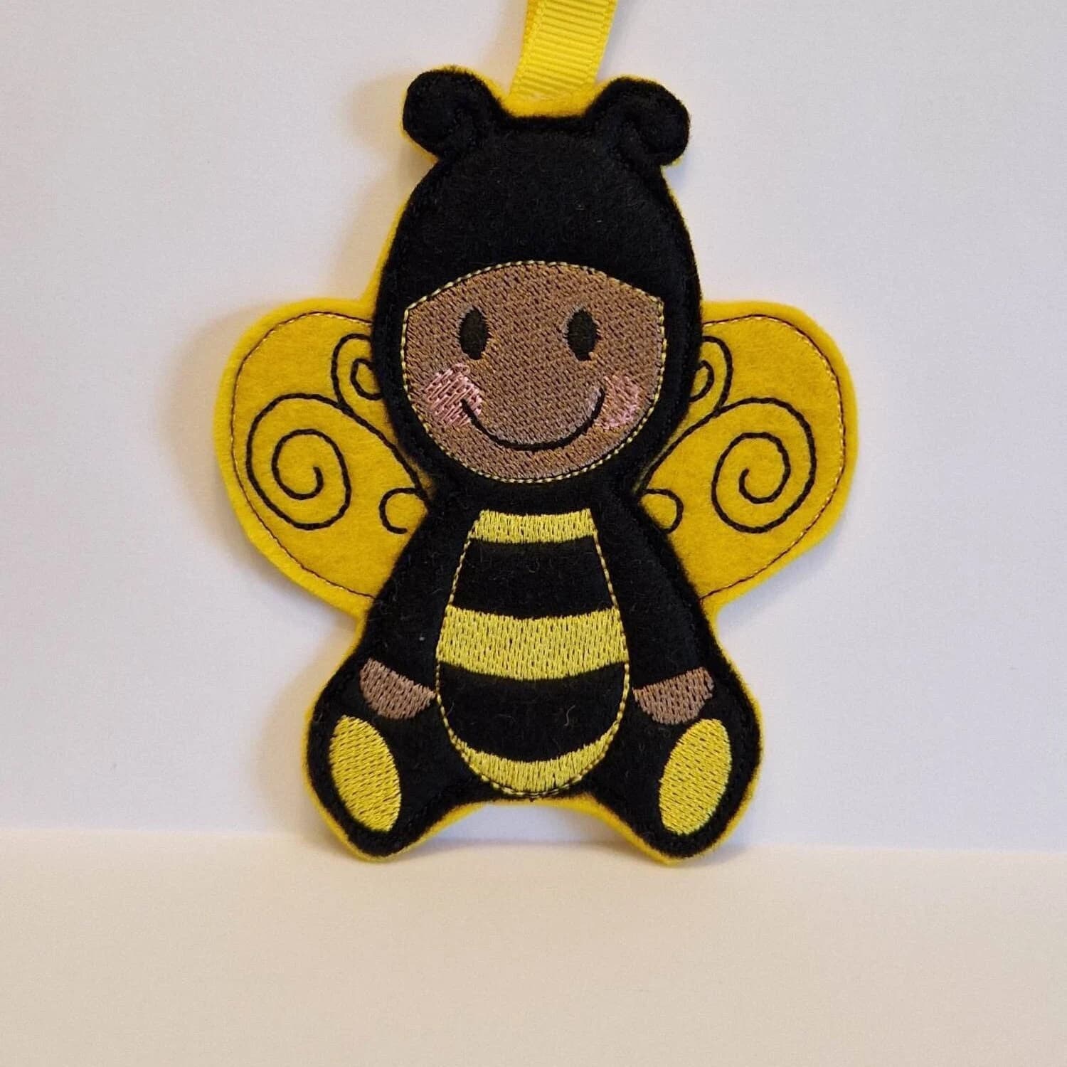 Bumble Bee Gingerbread Felt Hanging Decoration, Fridge magnet, Keyring, Christmas tree decoration. - image 3