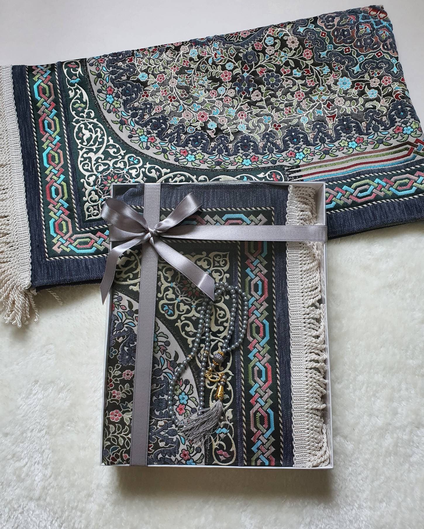 Grey Velvet Prayer Rug Gift Set | Quran, Islamic Wedding, Anniversary - image 4