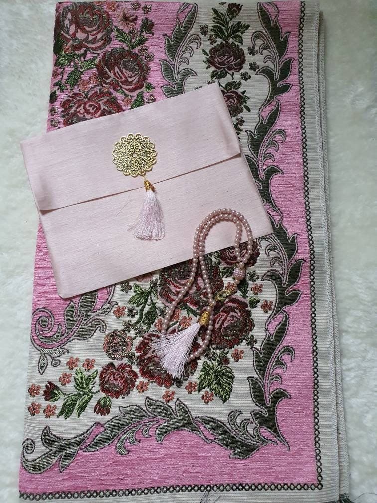 Islamic Prayer Mat Gift Set: Cotton Sejadah, Pearl Tashbih & Silky Case - image 4
