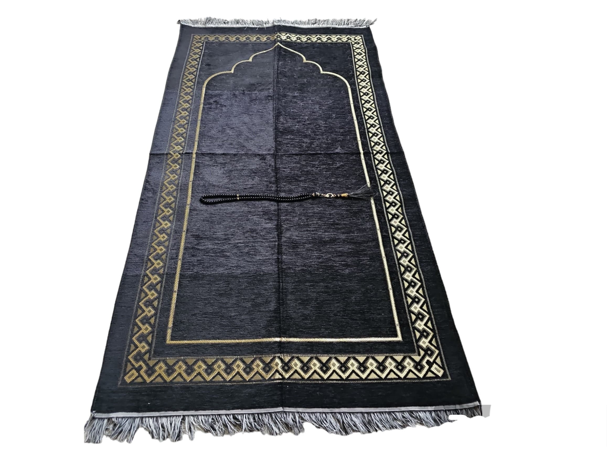 Personalized Velvet Muslim Prayer Mat: Islamic Sejadah Gift Set - image 3