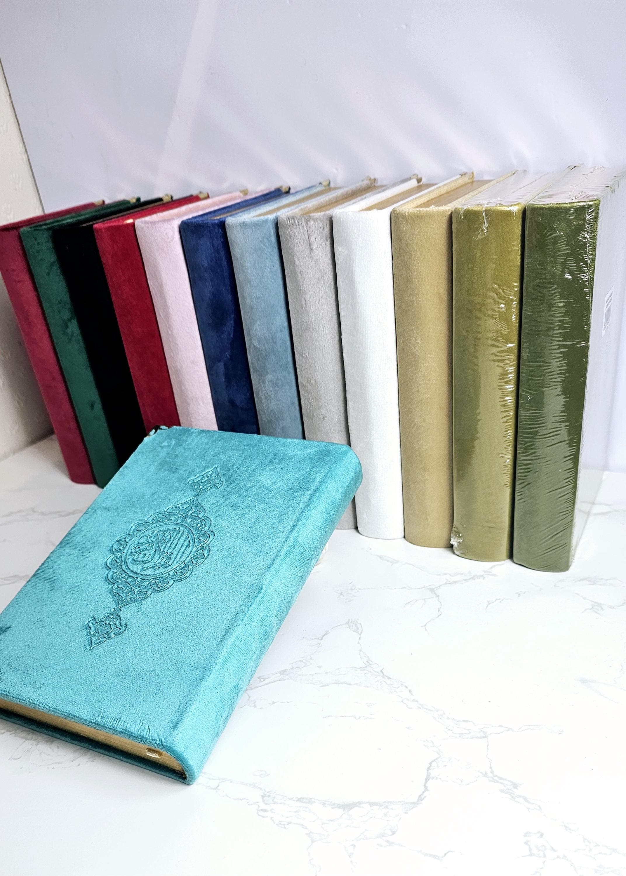 Quran book, arabic language quran, muslim religion book, holy book, holy quran, kurani kerim, qurani karim, al quran, uthmani script quran, musaf, mussaf, islam religion book, islamic gift, islami gifting, best islamic favor, personalise favors