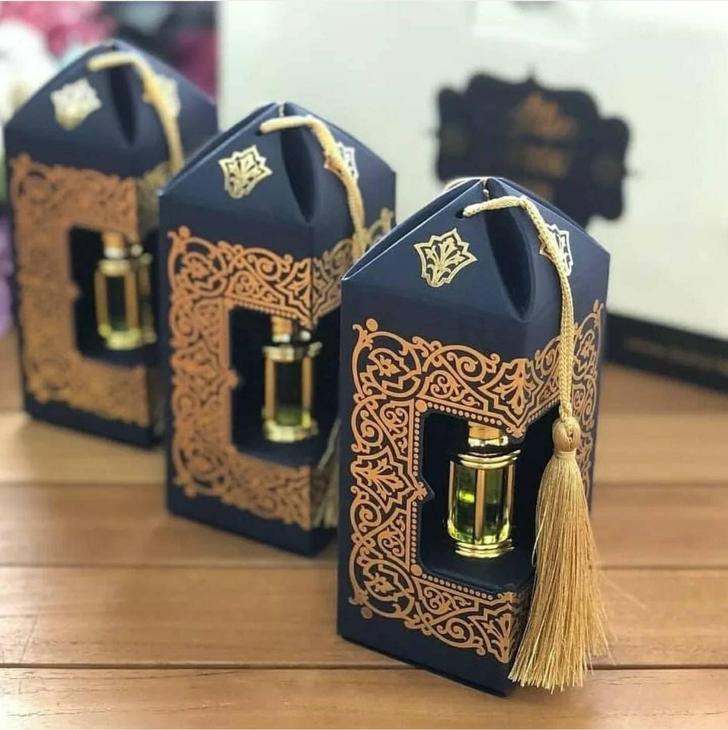 Misk El Kabe Attar: 100% Pure Perfume Oil - Buhara Gold Series (3ML) - image 3