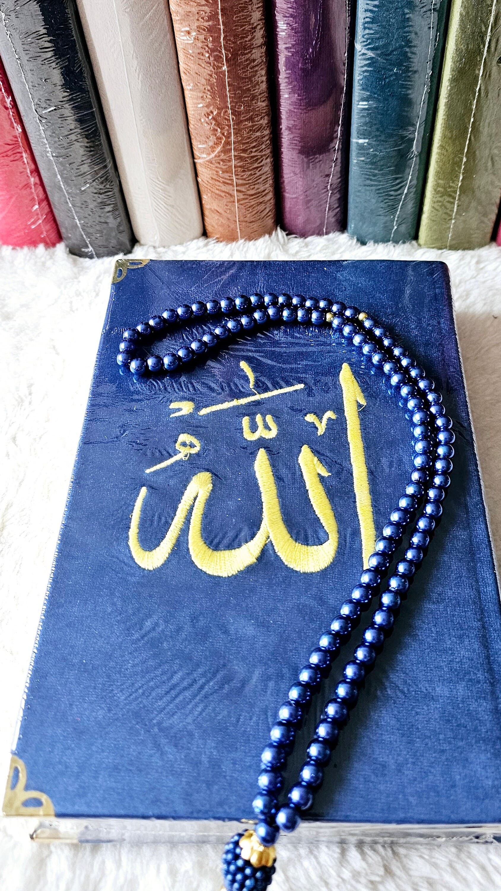 Custom Quran Gift Set: Velvet Quran, Prayer Rug & Tasbih - image 4