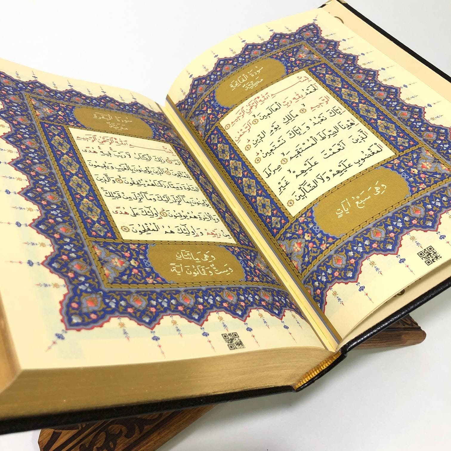 Quran With Big Wooden Reading Rahle Stand, Muslim Wedding Gift for Him Her, Ramadan Eid Mubarak Ameen Umrah Hajj Islamic Wedding Presents Quran Al kareem Kuran, Kurani Kerim,