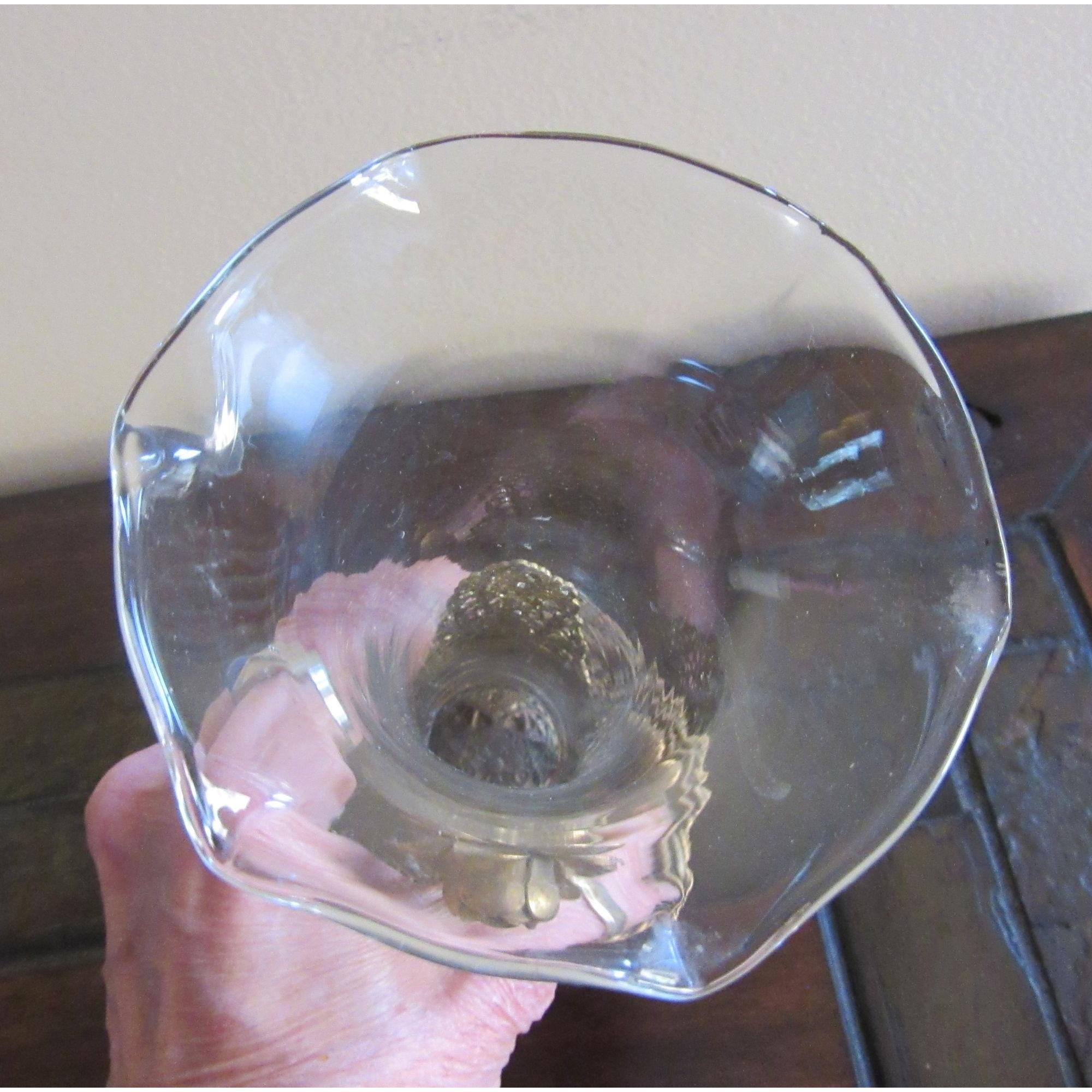 Mid Century Hollywood Regency Brass Cherub Filigree Glass Bud Vase - image 5