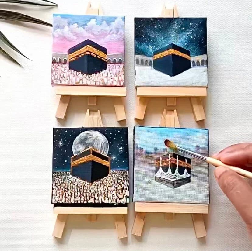Kaaba Painting: Islamic Mini Canvas Art with Easel - image 4