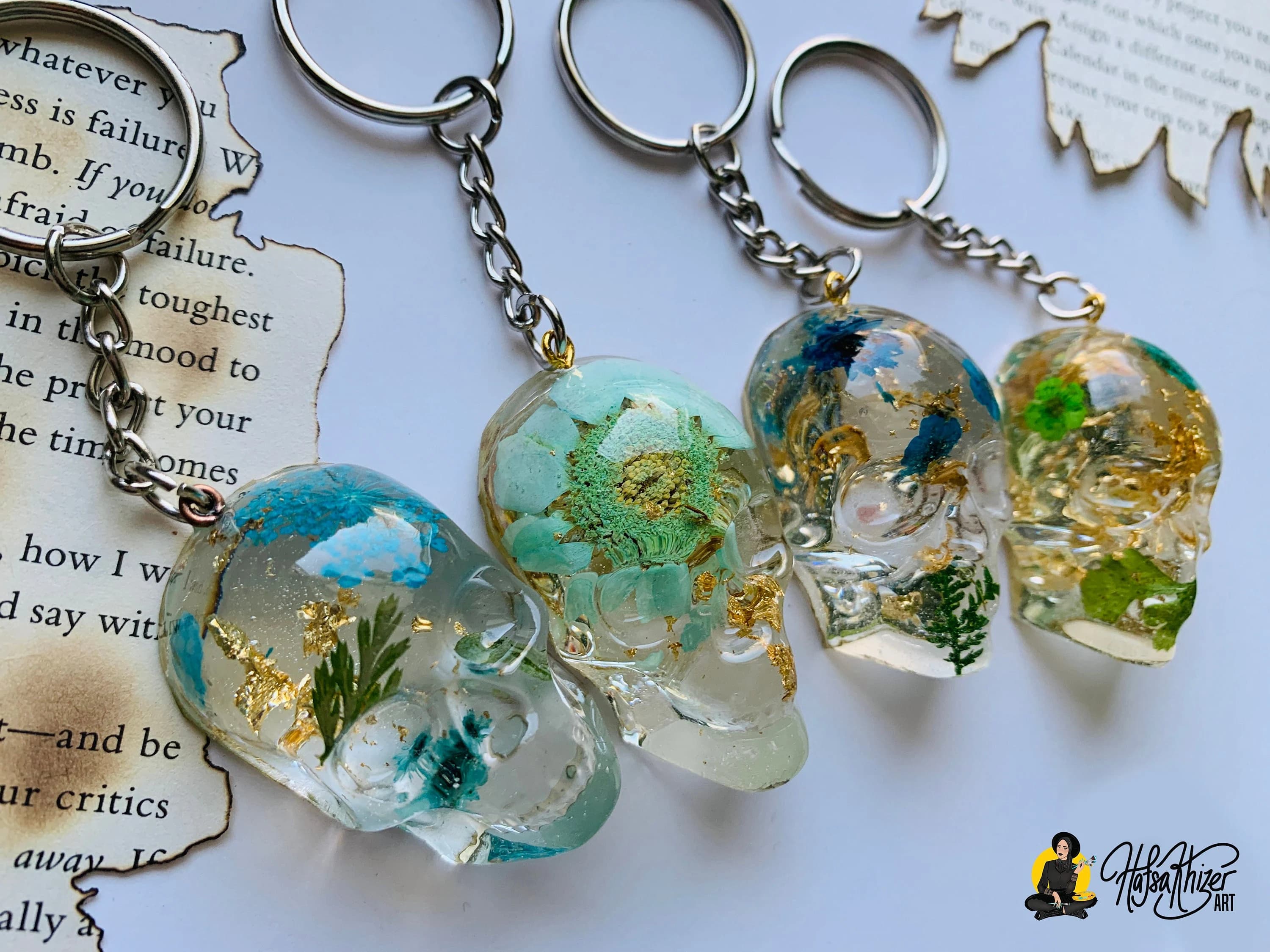 Personalized Skull Keychain: Real Dried preserved Flowers in resin