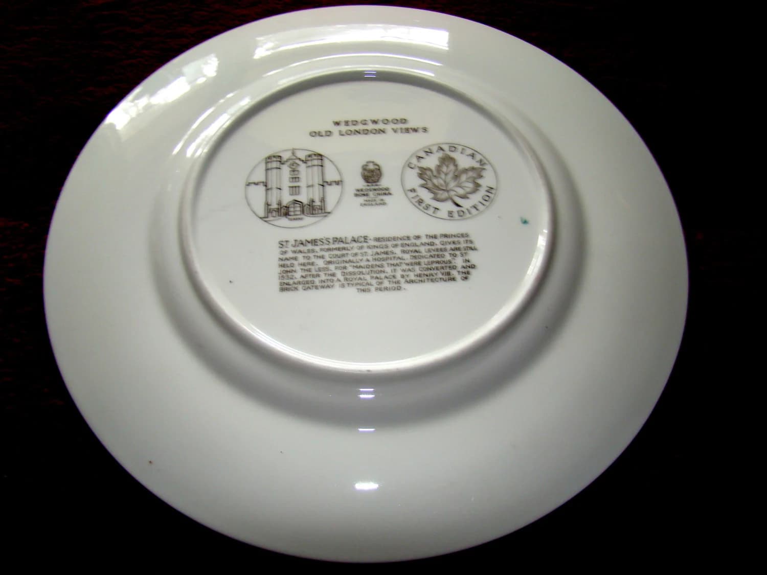 Wedgwood Old London Views Westminster Abbey Canadian 1st Ed 10.5" Exquisite RARE Gold Trim DISPLAY collector plate NOT common service plate - image 5