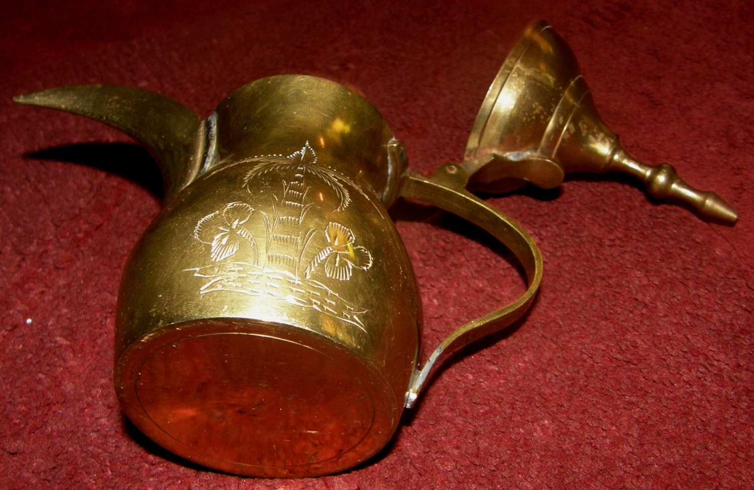 Saudi Arabia Solid Brass Dallah Coffee Pot – Islamic Brass Tea Pot - Pitcher - Traditional Handmade Middle Eastern Ottoman Metal-ware - image 3