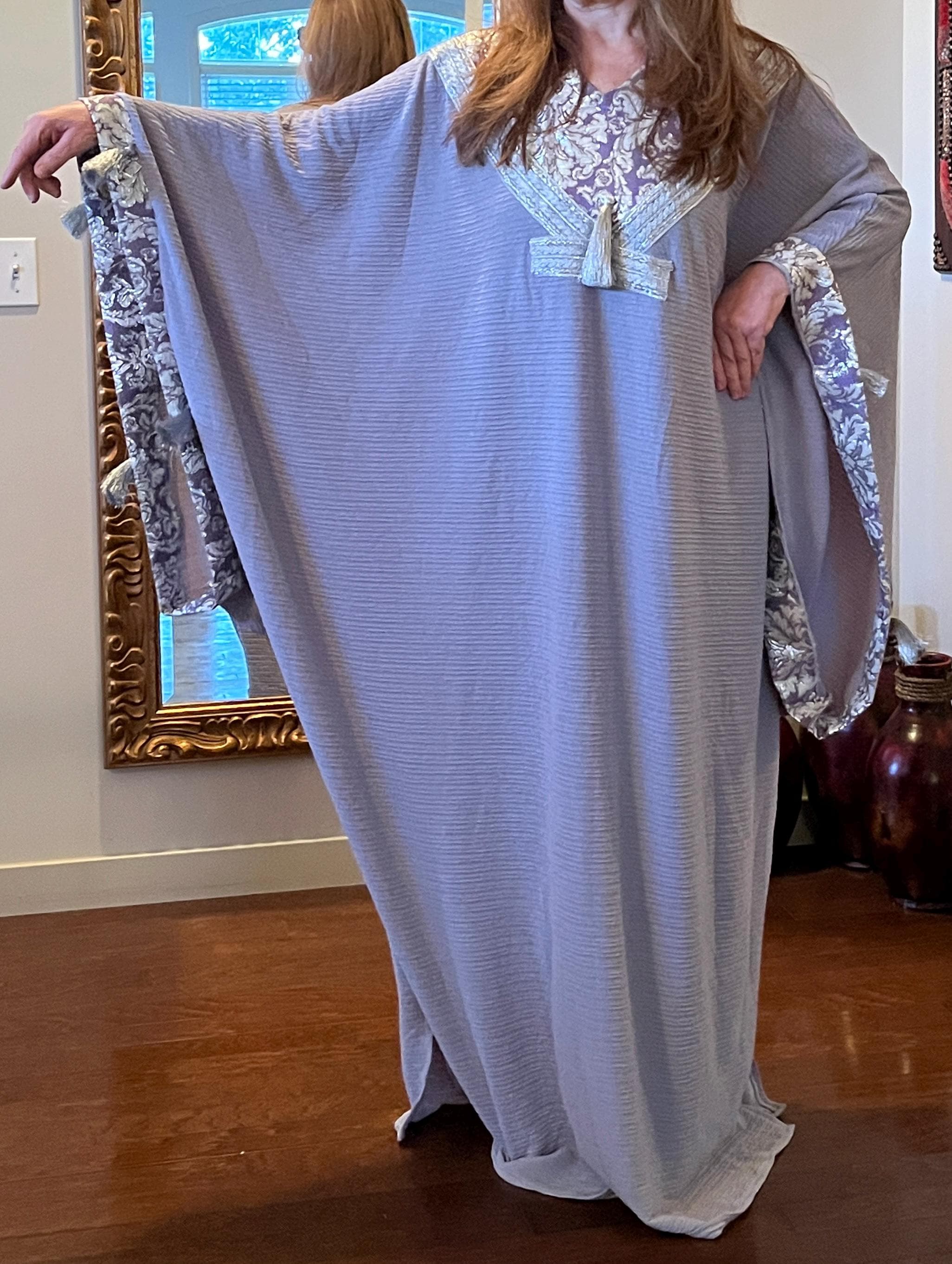 Light Periwinkle Purple Long Kaftan Abaya - image 4