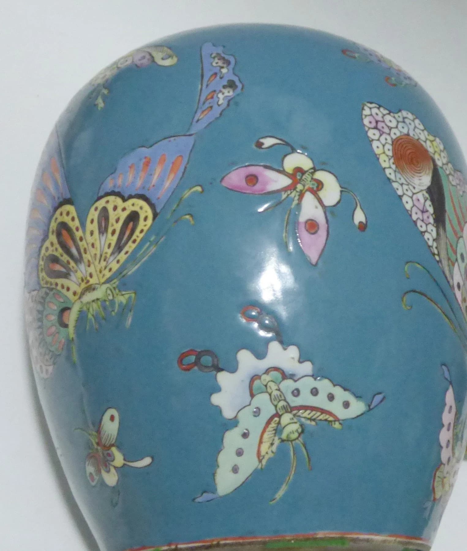 Chinese  Porcelain Jar  Butterflies  10'' Height - image 5