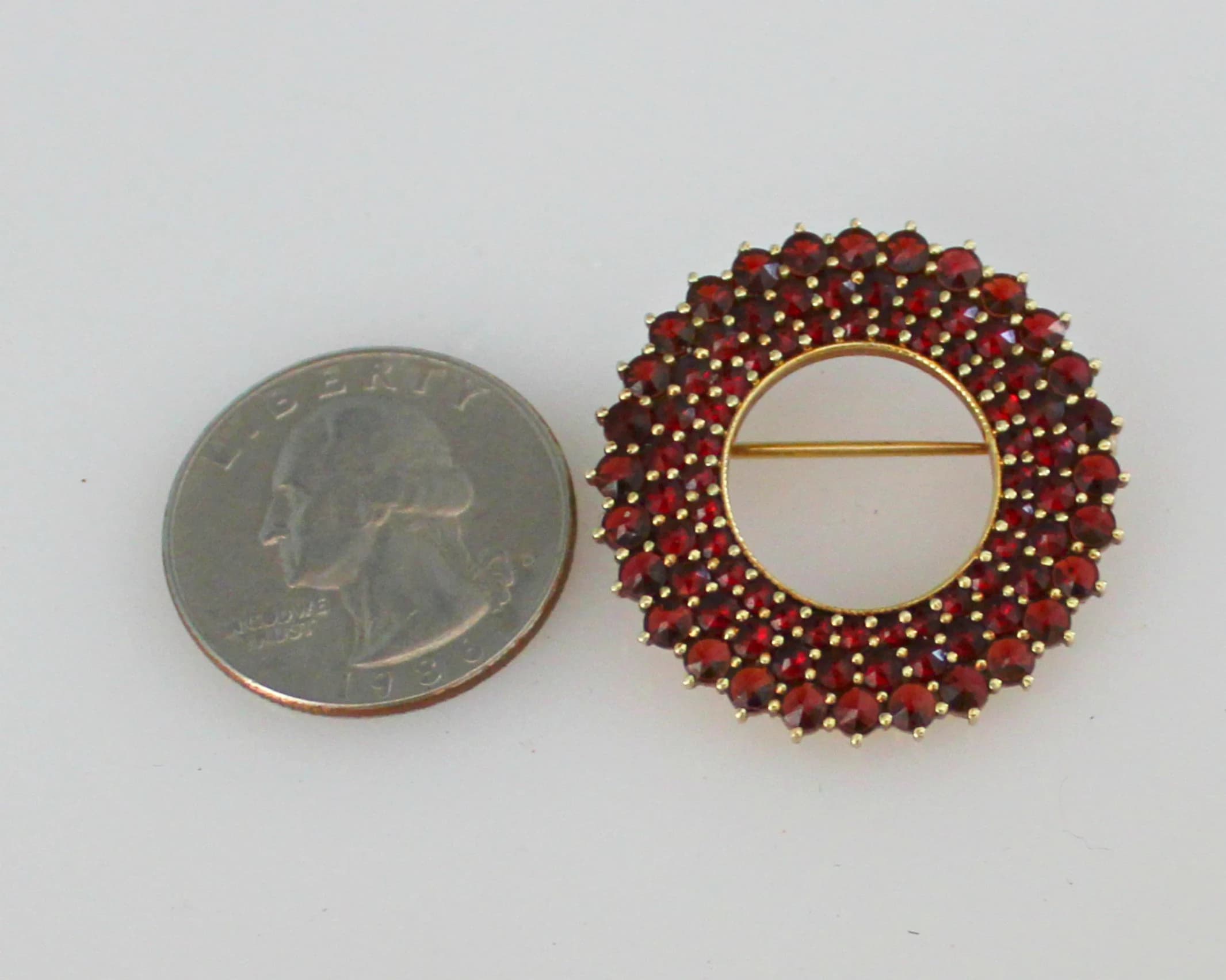 Vintage Bohemian Garnet Chanel Setting Brooch 14 k Gold Marked - image 5