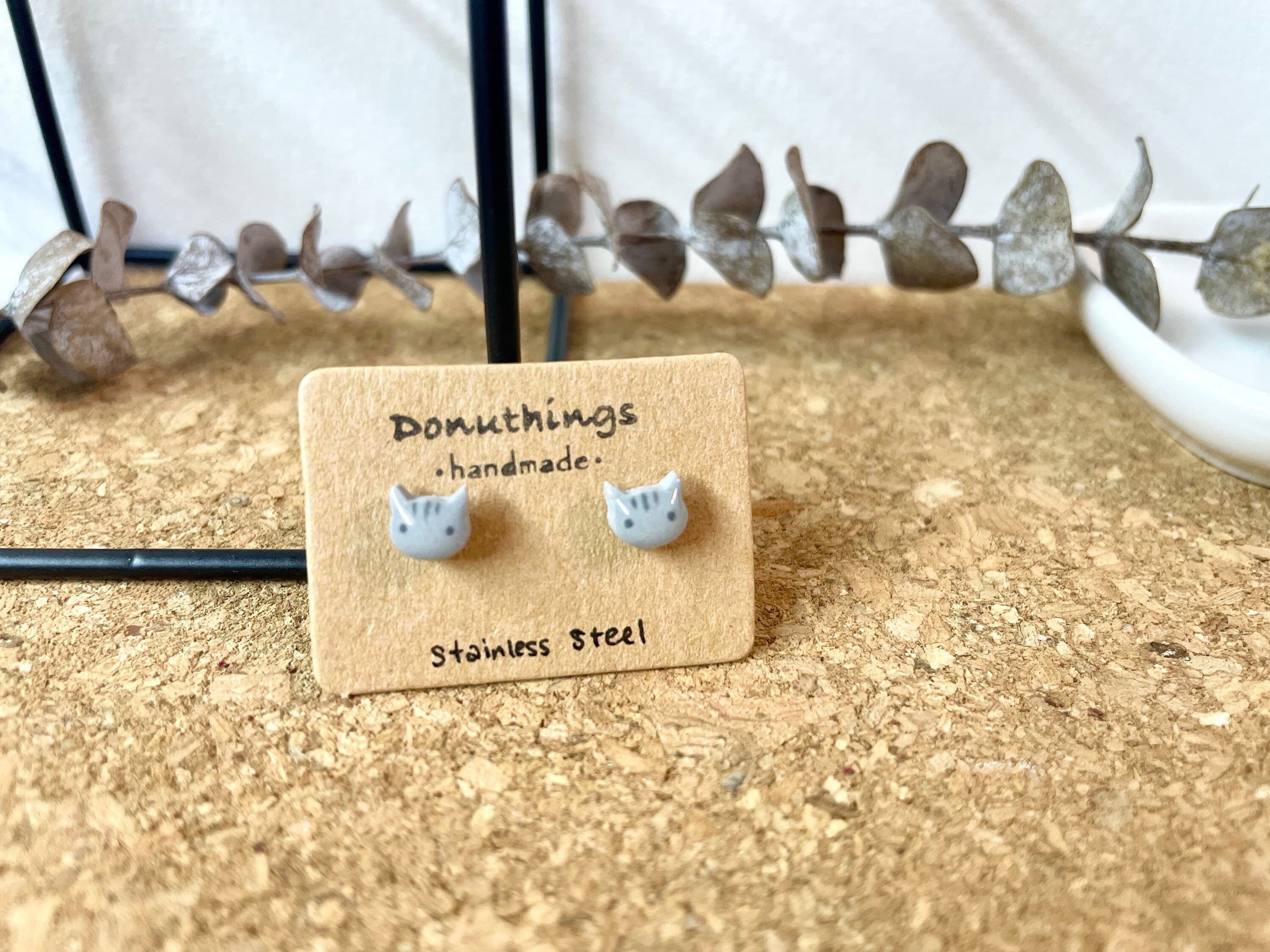 Gray Cat Stud Earrings – Handmade Resin Stainless Steel Back - image 4