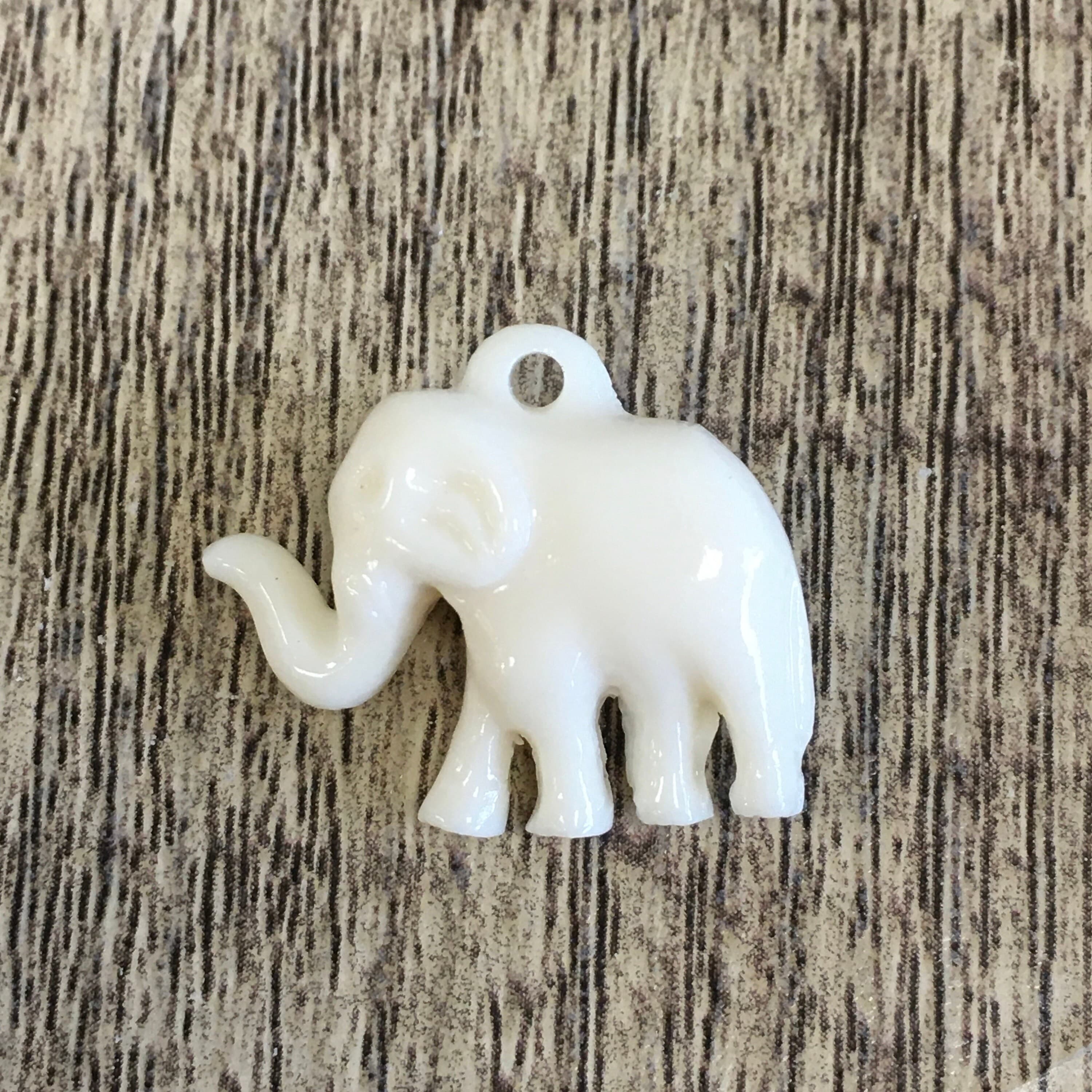 Resin Charm, Resin Elephant Pendant, Resin Jewelry, Animal Jewelry, Ivory Elephant Pendant, Bellaire Wholesale, Bulk Buy, Canada Supplier - image 4