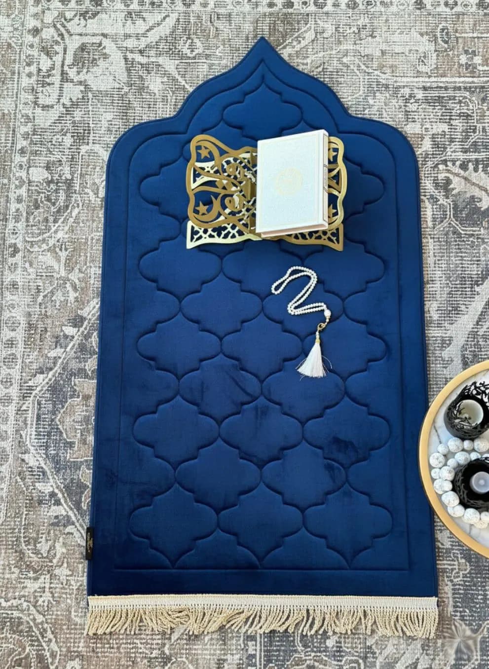 Kids Prayer Mat Soft Padded Anti-Slip Moroccan – Islamic Prayer Rug with Carrying Case - image 4