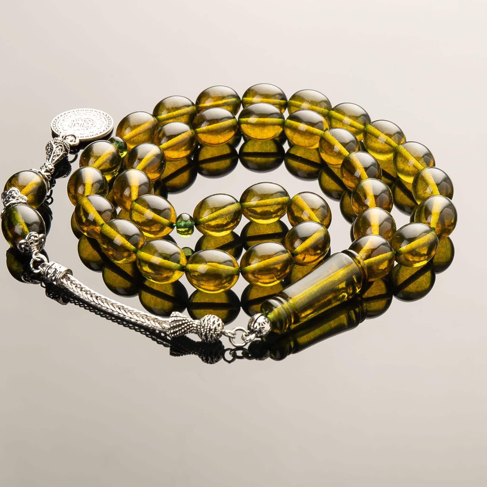 Green Baltic Amber Tasbih: 33-Bead Islamic Prayer Rosary - image 3