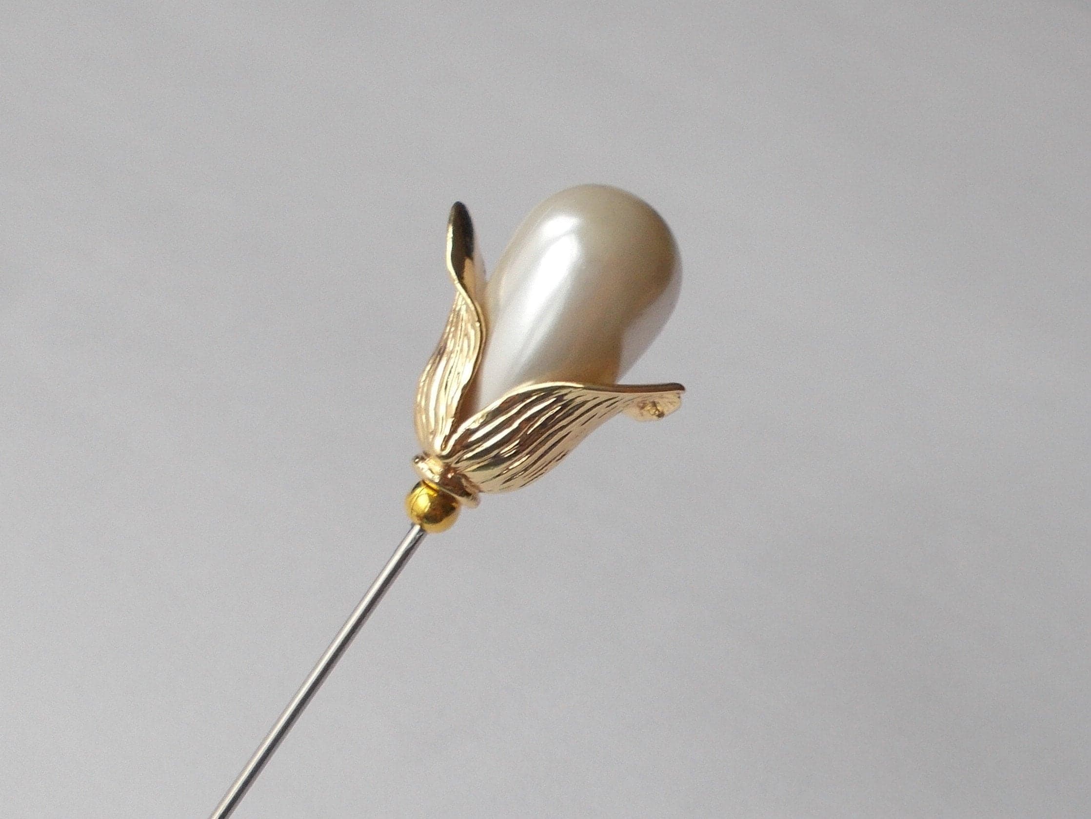 Hatpin - Snowdrop Inspired Classic White faux pearl & gold coloured findings approx 5.5 inch Handmade 1mm Steel Hatpin / Hat Pin - image 4