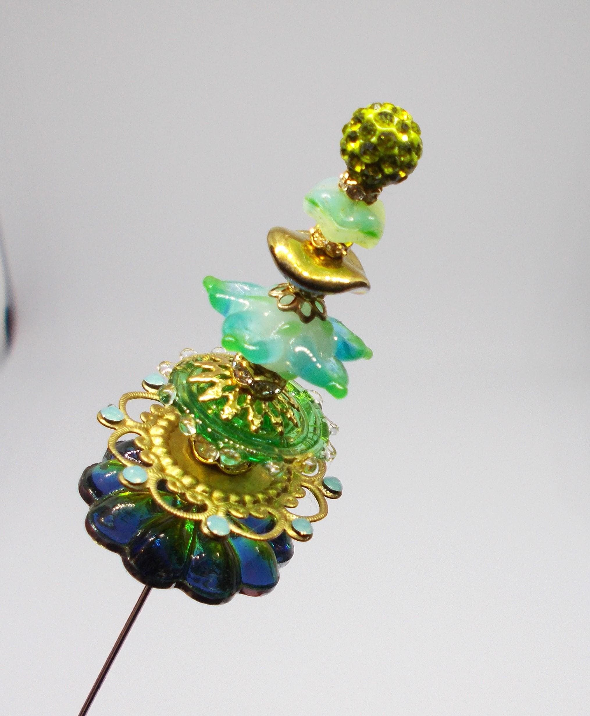Christmas Tree Hatpin: Handmade Glass & Gold-Colored Steel Pin - image 4