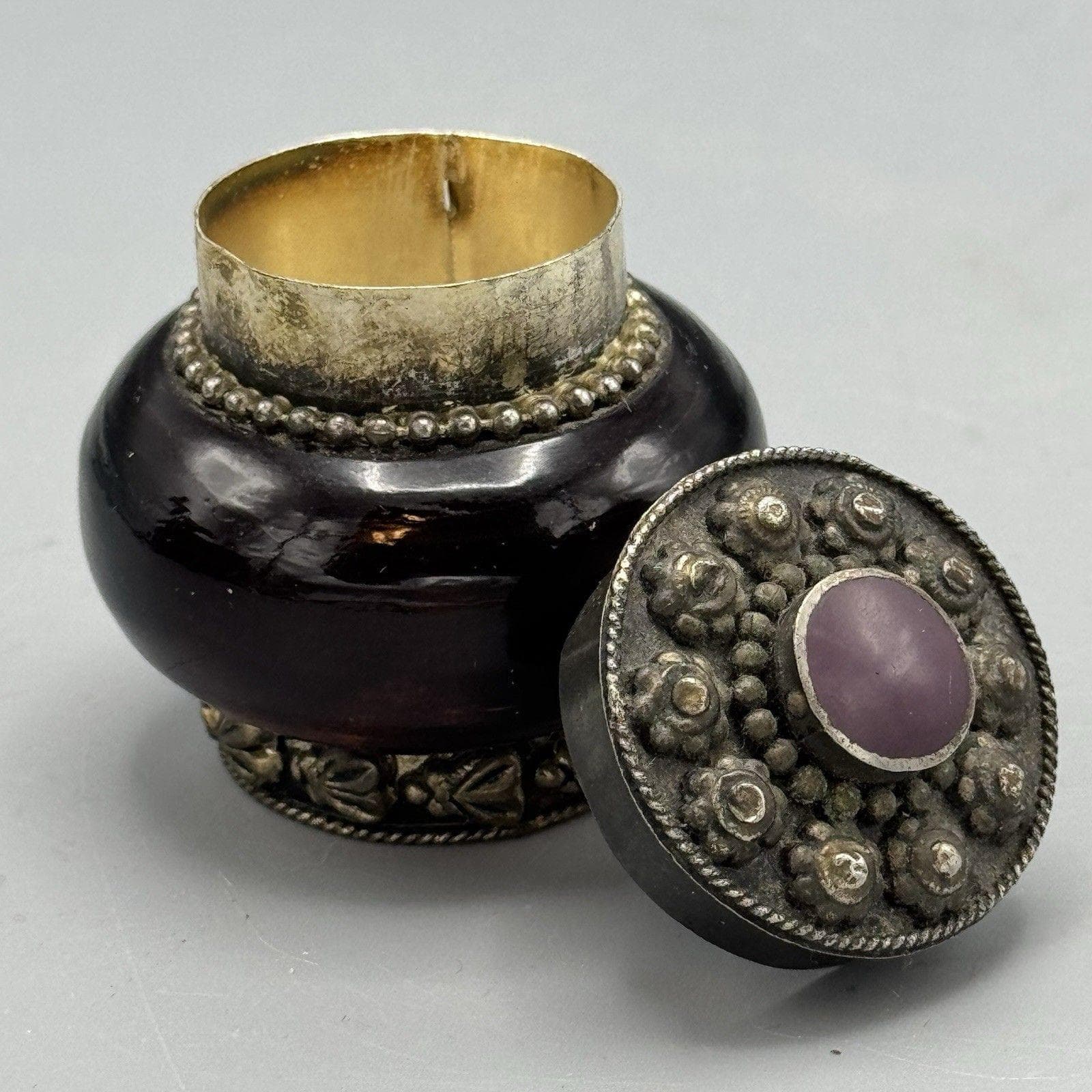 Vtg Bohemian Round Lidded Trinket Ring Snuff Box Glass Beaded Silver Tone 2"