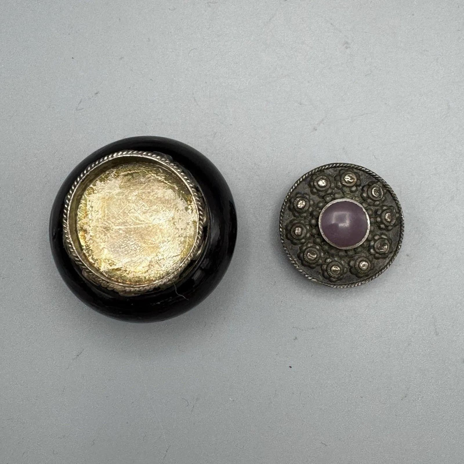 Vtg Bohemian Round Lidded Trinket Ring Snuff Box Glass Beaded Silver Tone 2" - image 5