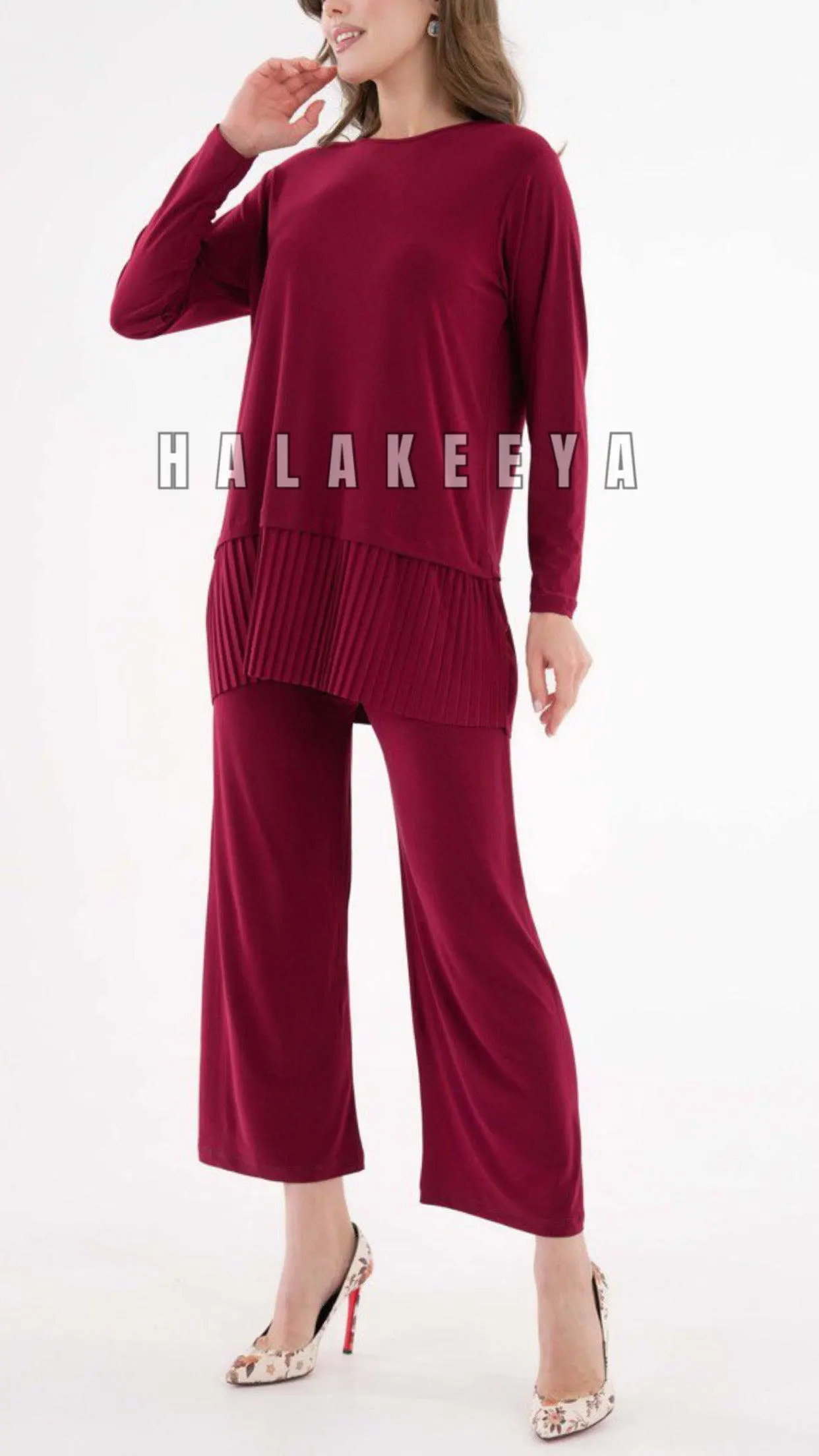 Long Sleeves Ruffled Hem Tunic and Ankle pants set