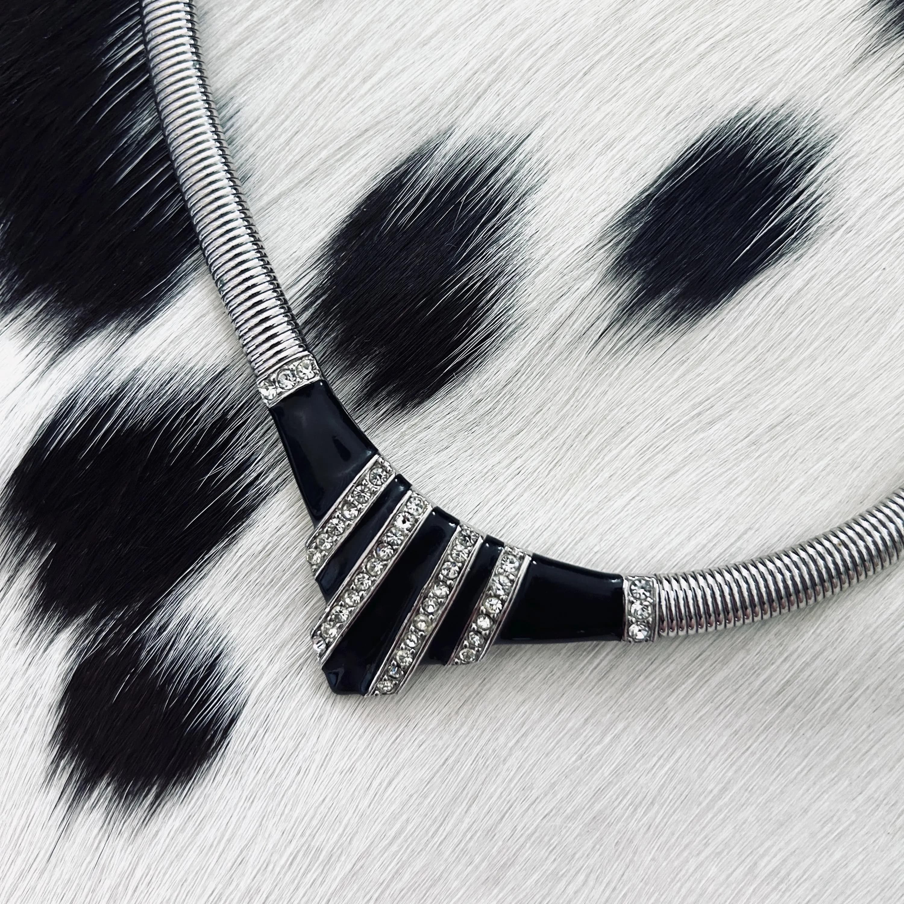 Vintage 80s GIVENCHY snake chain necklace collar choker with crystals - image 3