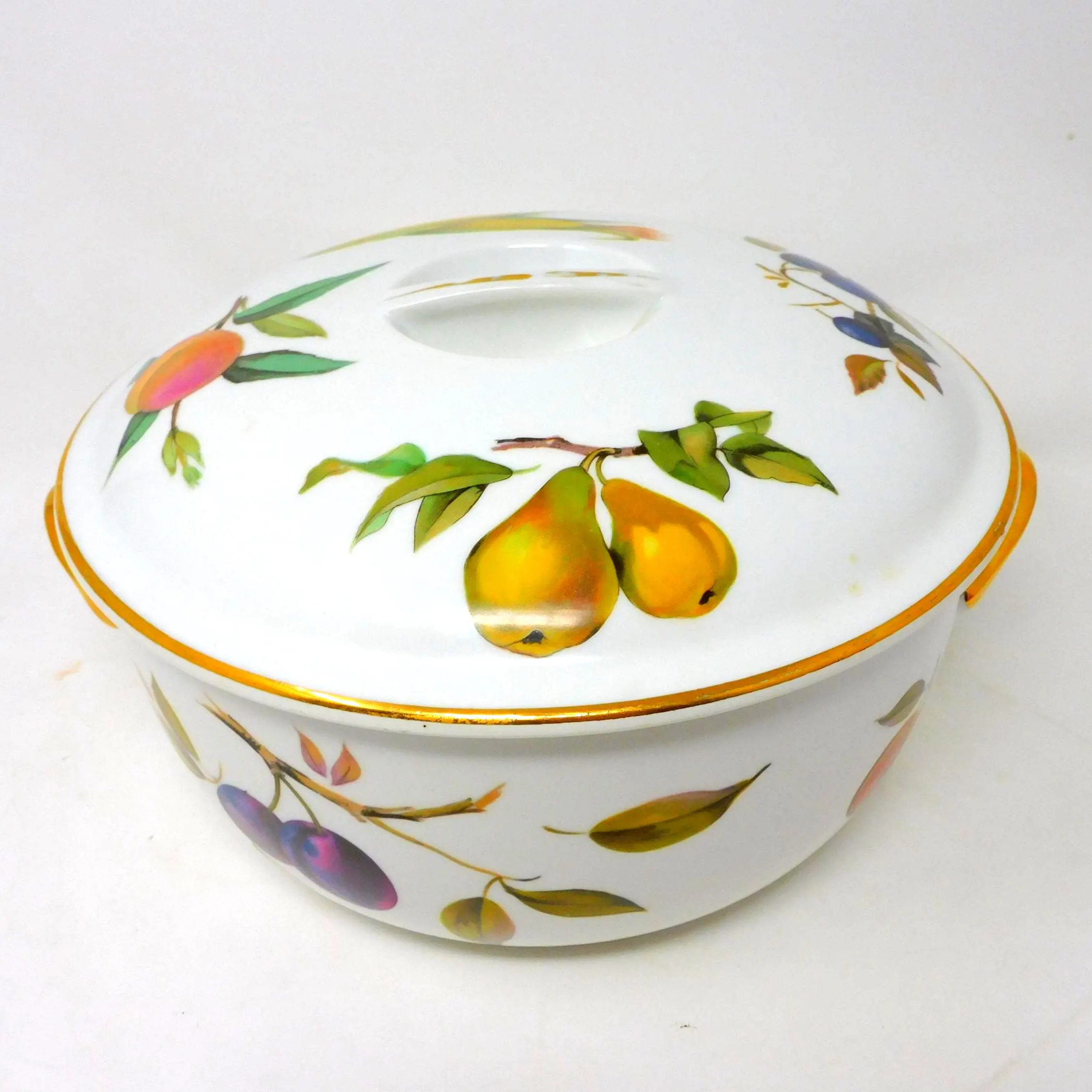 Royal Worcester Evesham Gold Casserole Dish – Vintage Fruit Design, Oven-to-Table Tureen - image 4