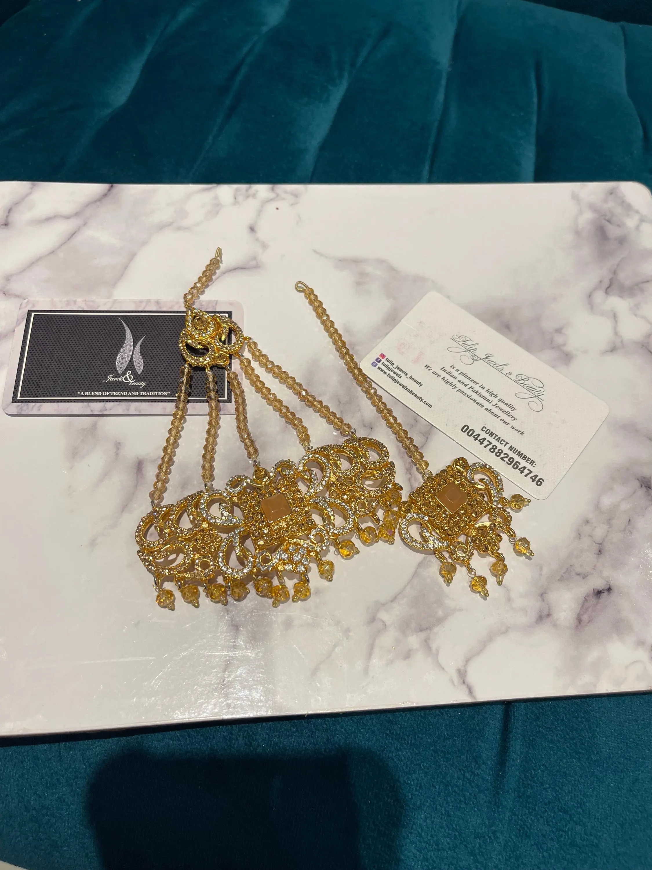 Gold-Plated Jhummar Tikka Set: Pakistani Bridal Jewelry - image 3