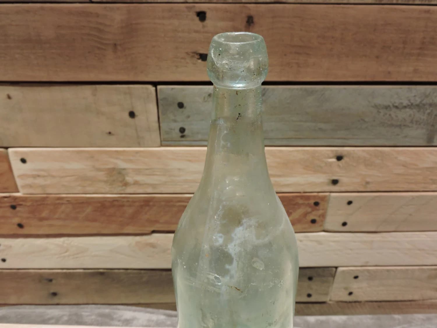 Columbia Bottling Co. 36 Harrison St. Brooklyn, N.Y., Vintage Bottle, Embossed Lettering - image 4