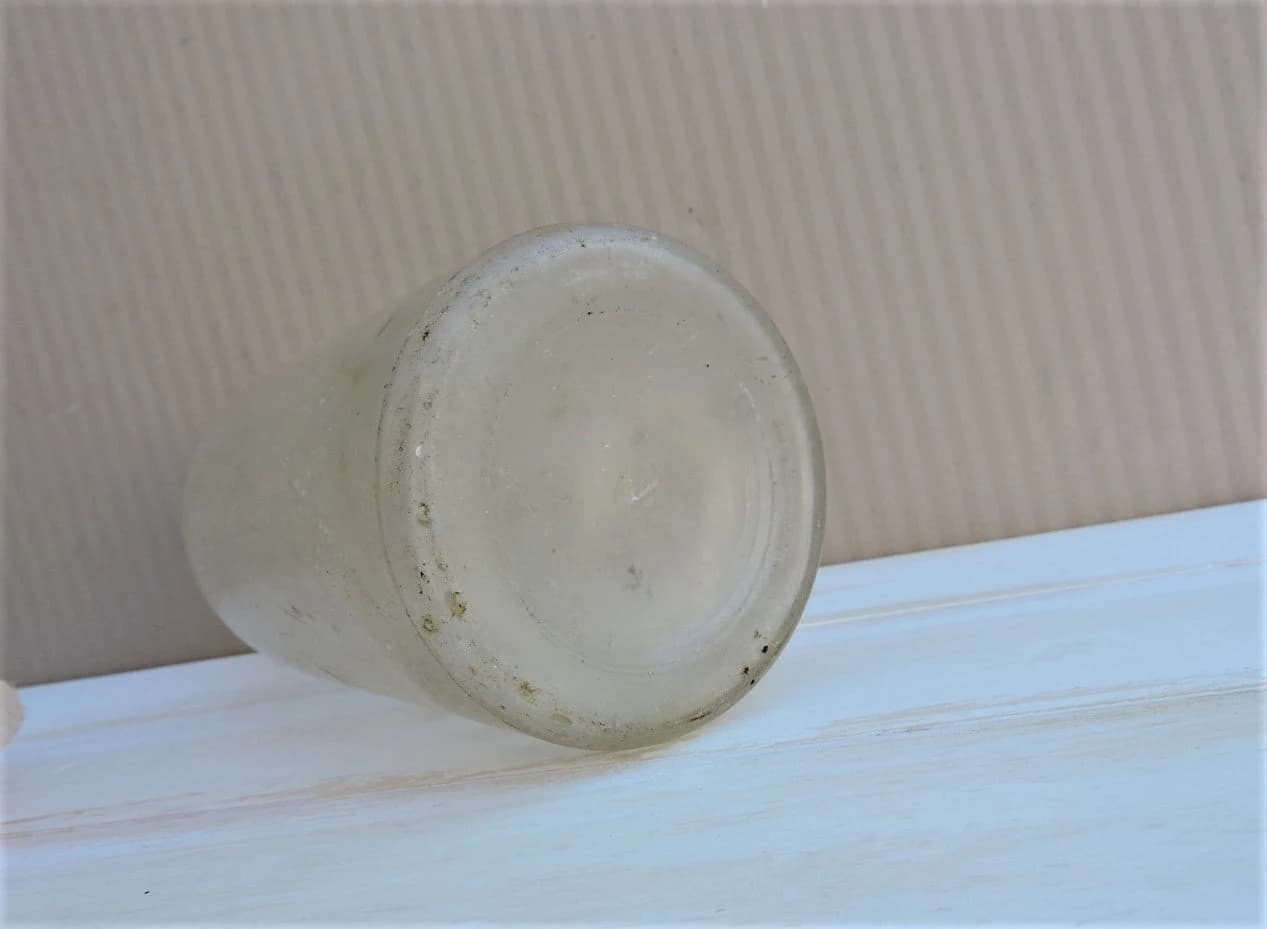 Vintage Glass Bottle 32 Oz Vintage Glass Bottle - image 5