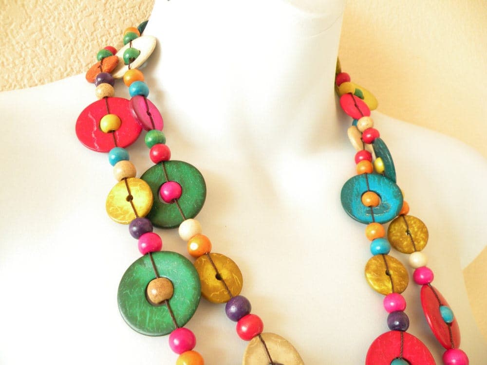 Clearance Women Hawaiian Luau Party Colorful Ethnic Wooden Crafted Chains One Loop Long Flowers Lei Necklace - image 4