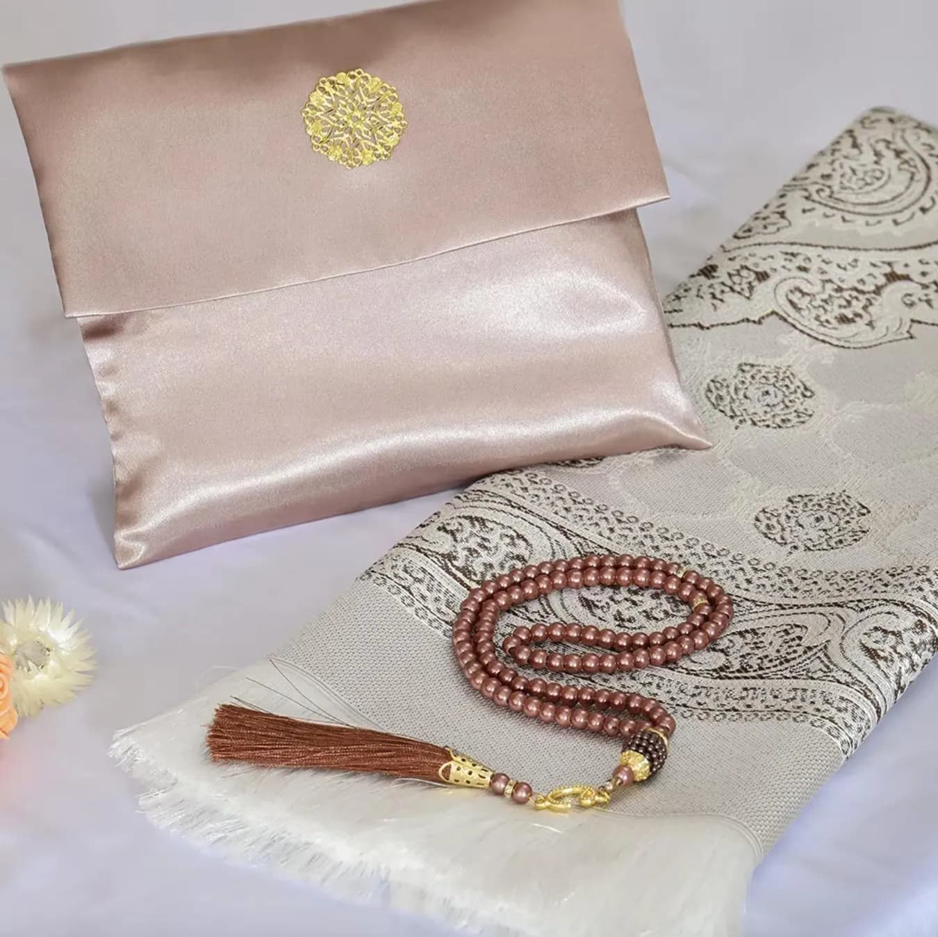 Travel Prayer Mat Gift Set Islamic Prayer Mat Ramadan Eid Wedding Gift Set Travel Bag Tasbeeh Prayer Beads - image 2