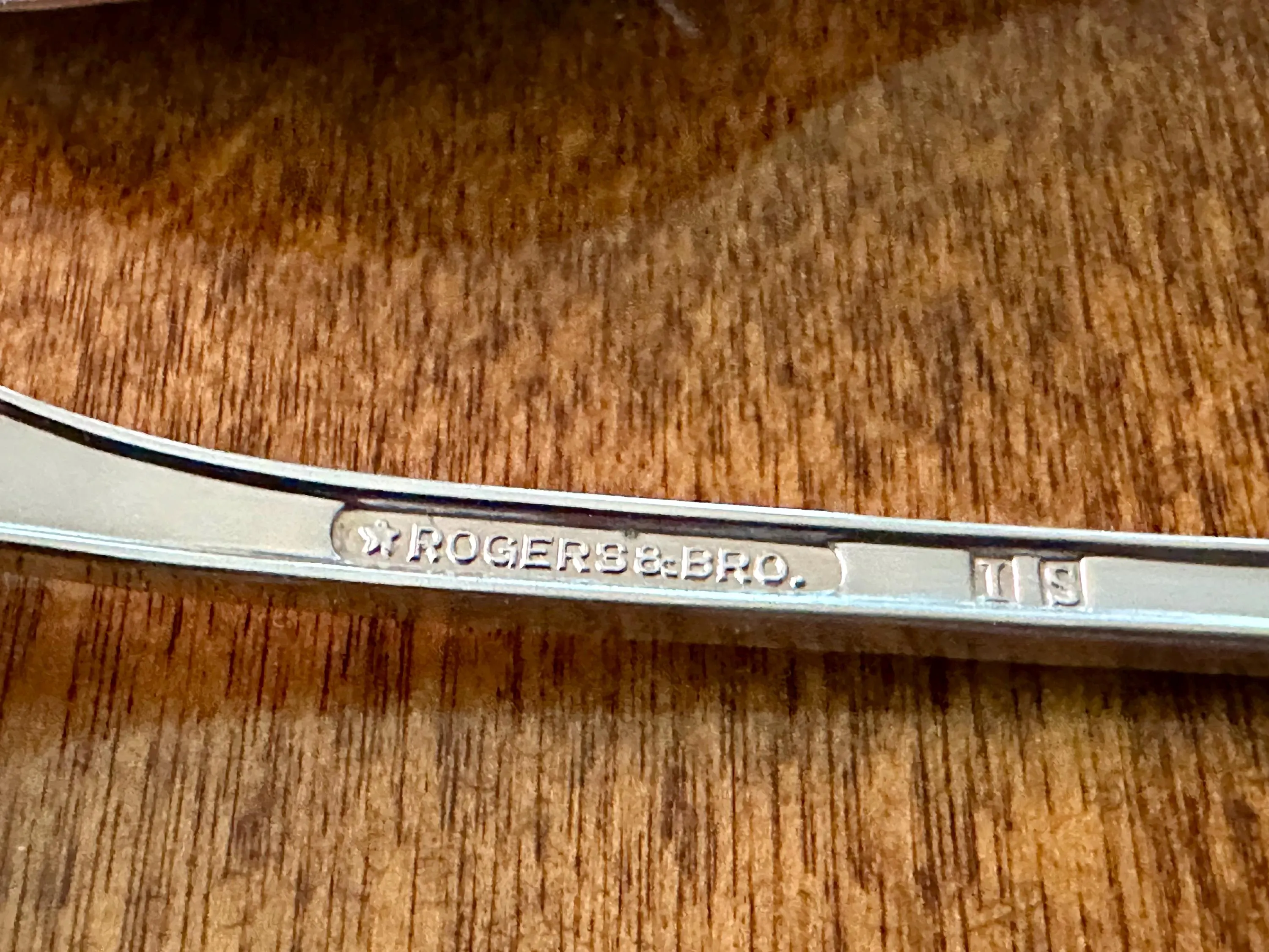 1847 Rogers Bros Adoration Silverplate Iced Tea Spoons, Art Deco Stirrers (Set of 11) - image 4
