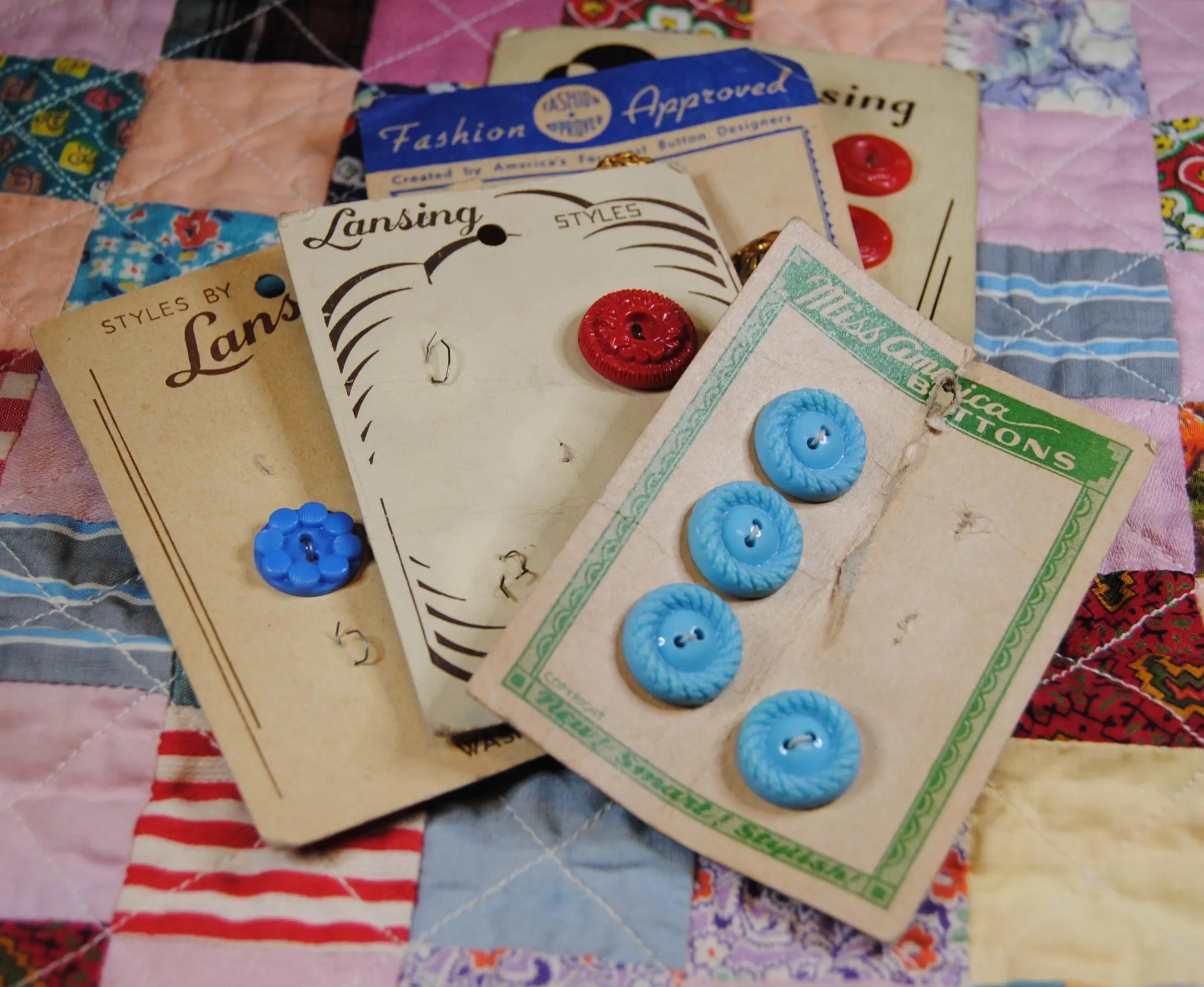 Assortment of vintage buttons by Lansing and Miss America - Unique buttons - NOS New old stock