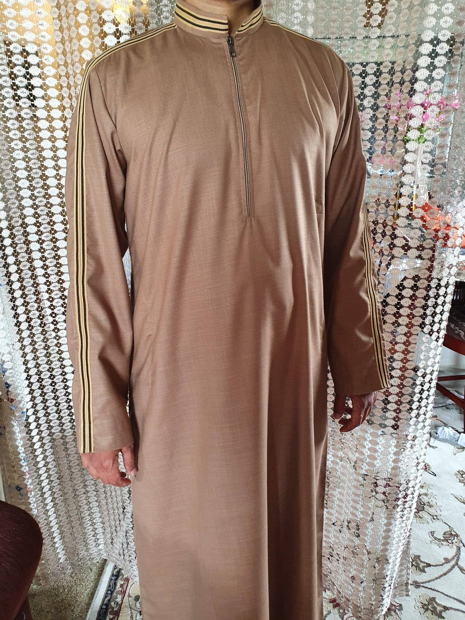 Thobes, Thobe, hooded Designer thobe, Arabic dress, Islamic clothing, hoodie thobes, Middle East, Men Wear, Jubbah, kaftan, Men thobes - image 3