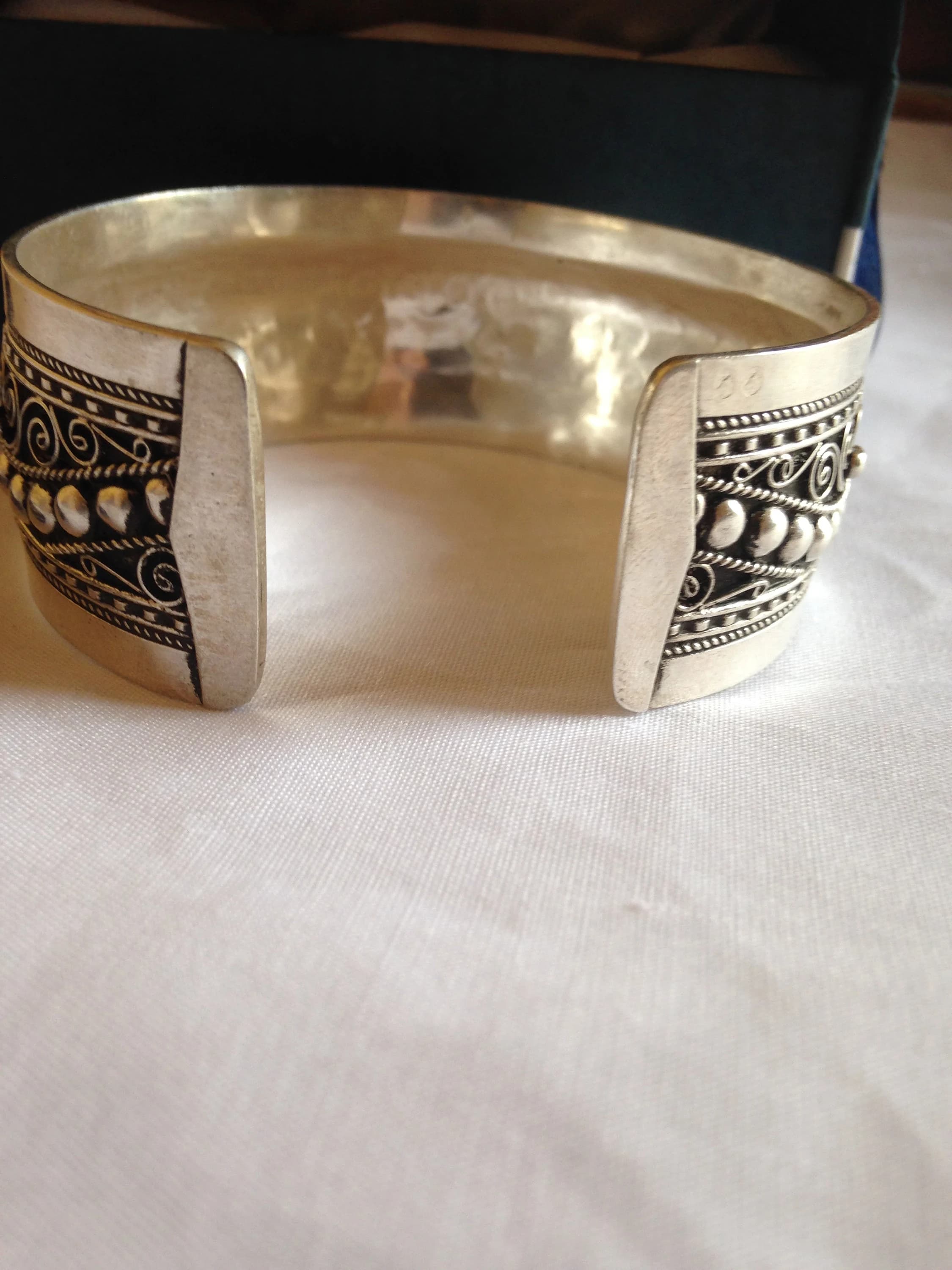 Vintage Kabyle Berber Silver Cuff Bangle: Antique Tribal Jewelry - image 3