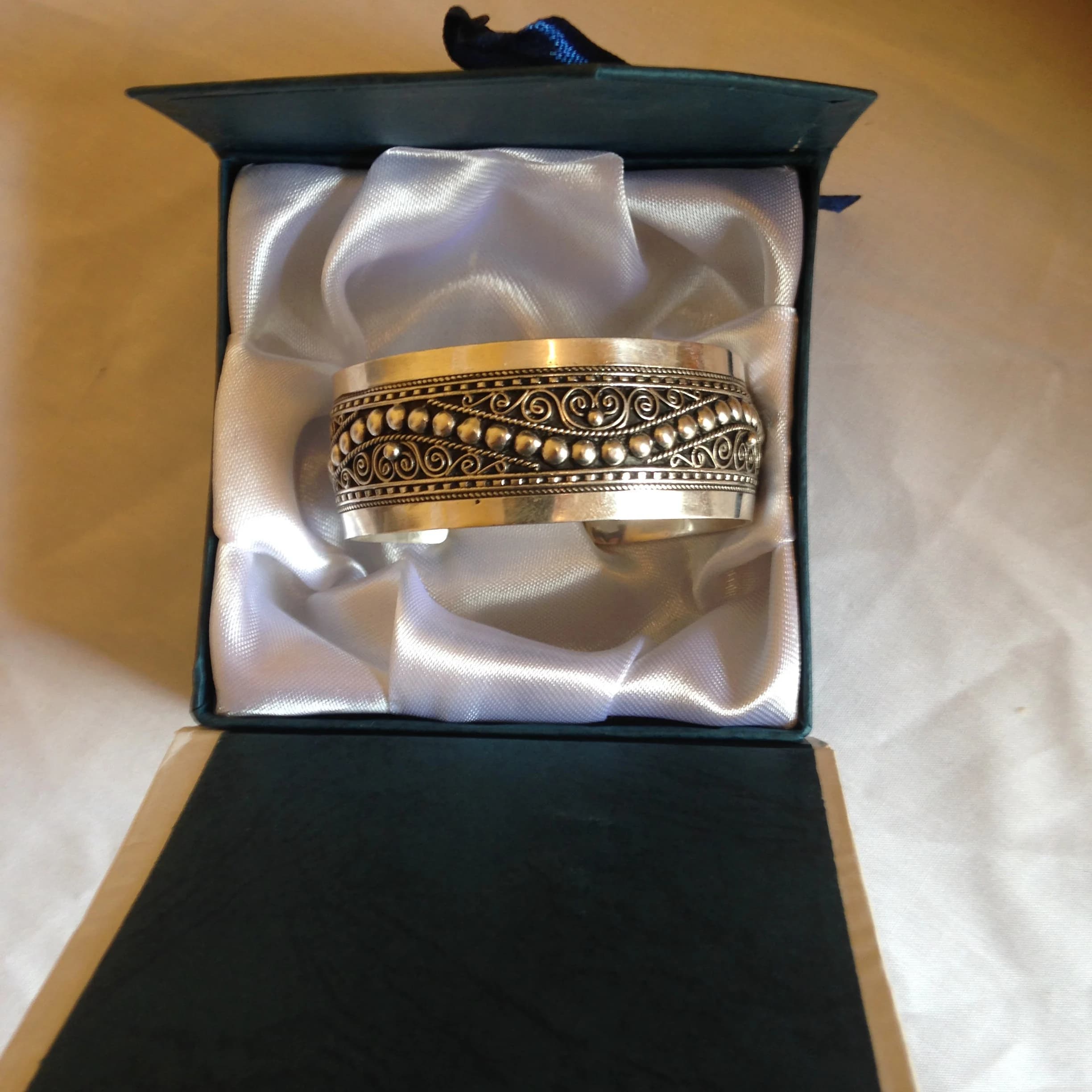 Vintage Kabyle Berber Silver Cuff Bangle: Antique Tribal Jewelry - image 5