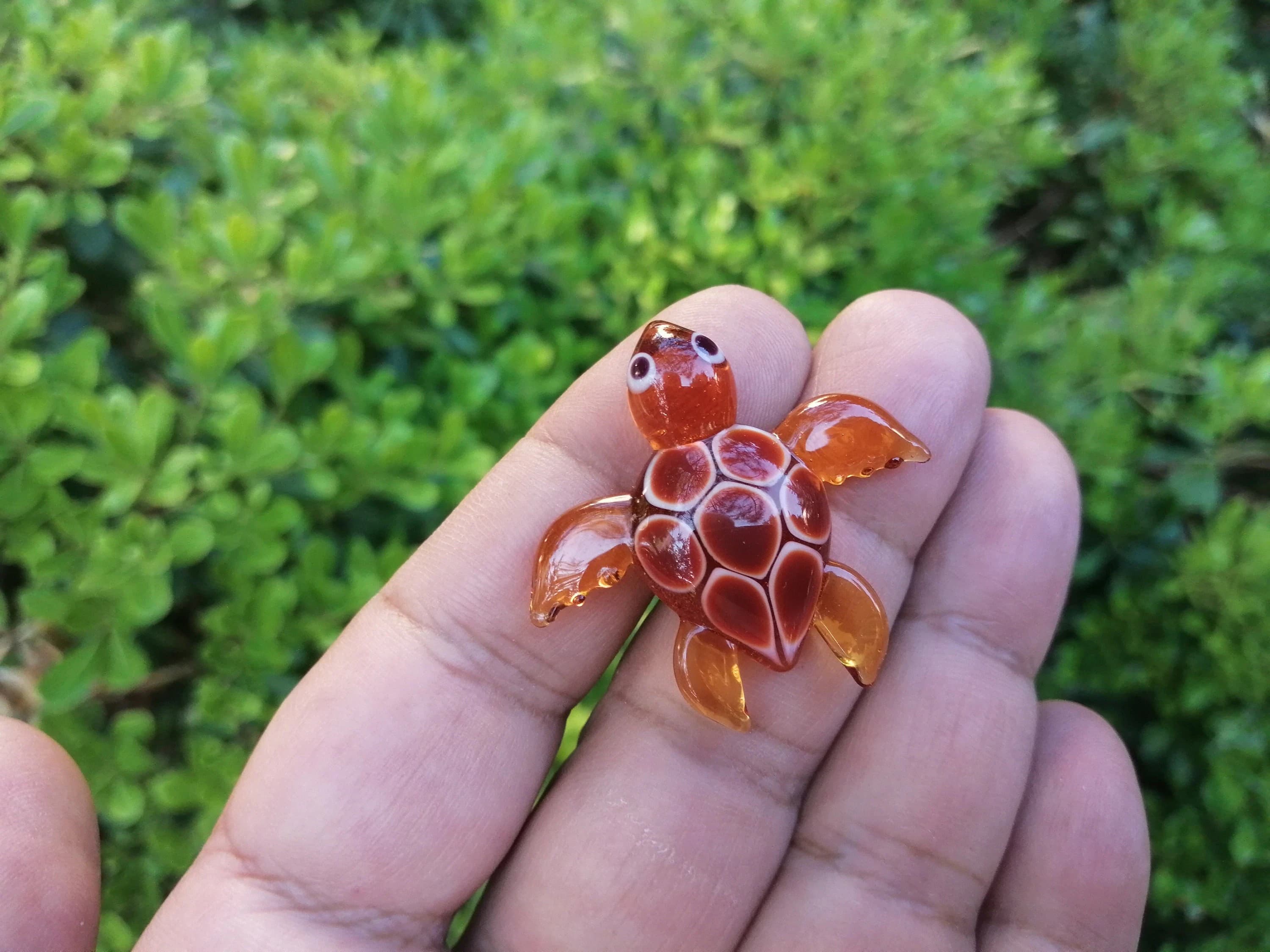 Glass sea turtle, hand blown glass sea turtle, glass sea animals, sea turtle ornament, sea turtle figurine, turtle figurine, glass figurine